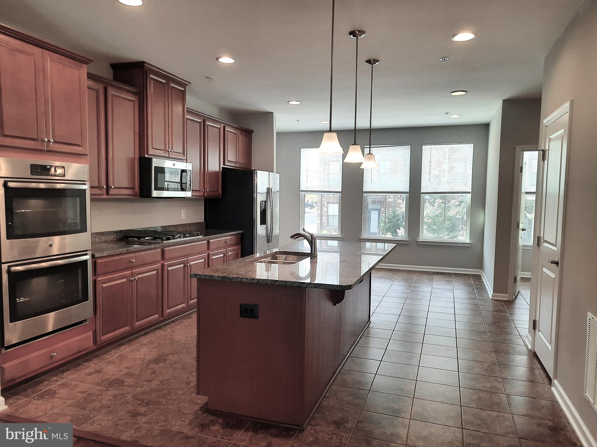 WESTMOORE - Residential Lease