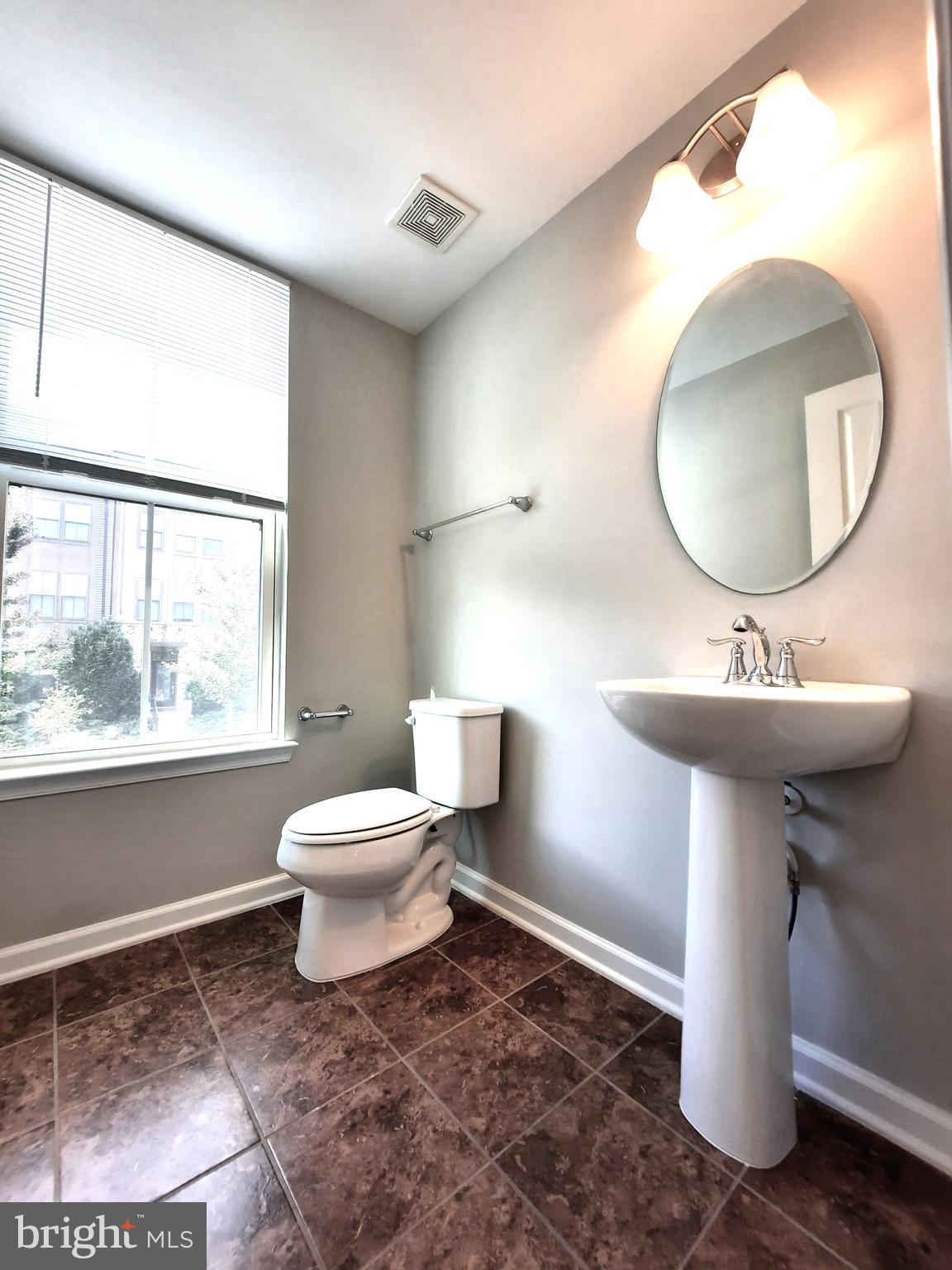 WESTMOORE - Residential Lease