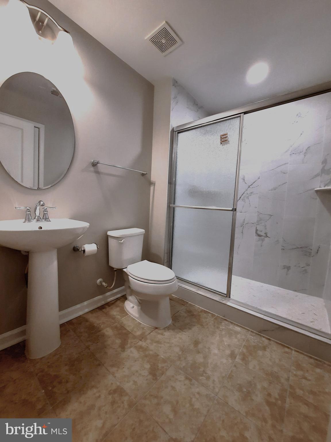 WESTMOORE - Residential Lease