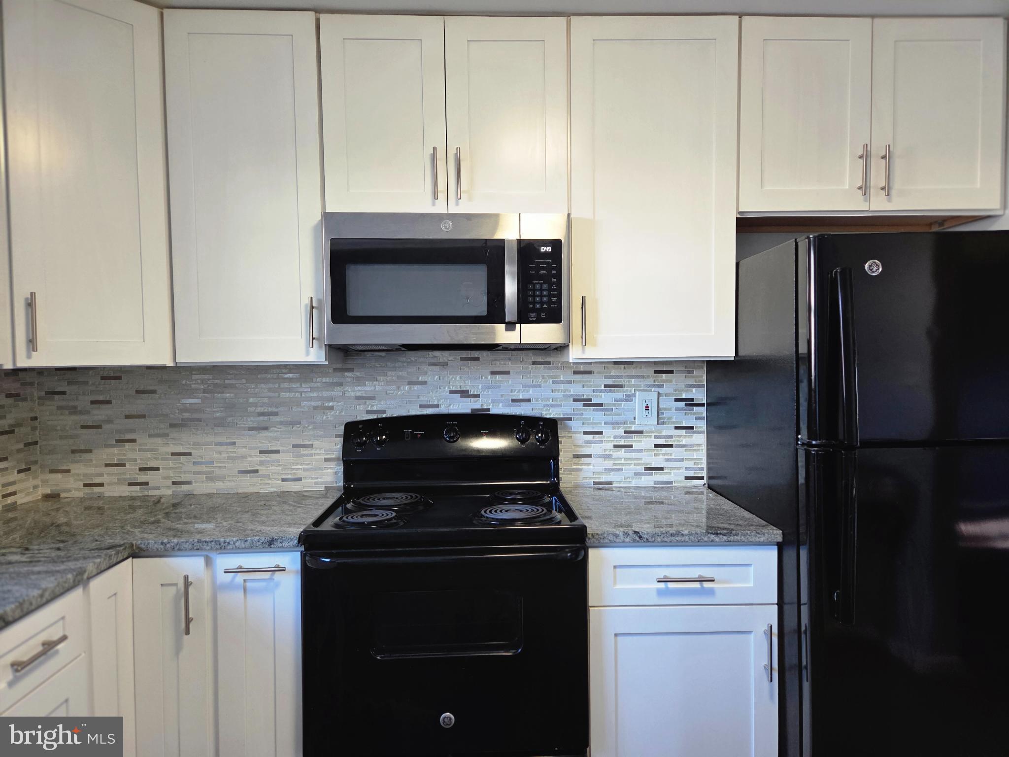 LAKE VILLAGE MANOR - Residential