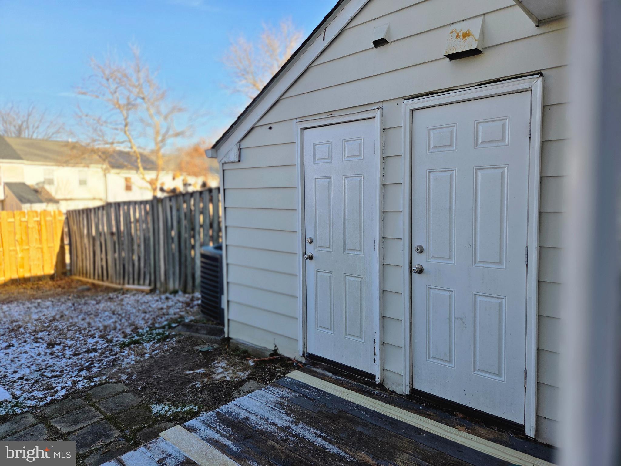 LAKE VILLAGE MANOR - Residential