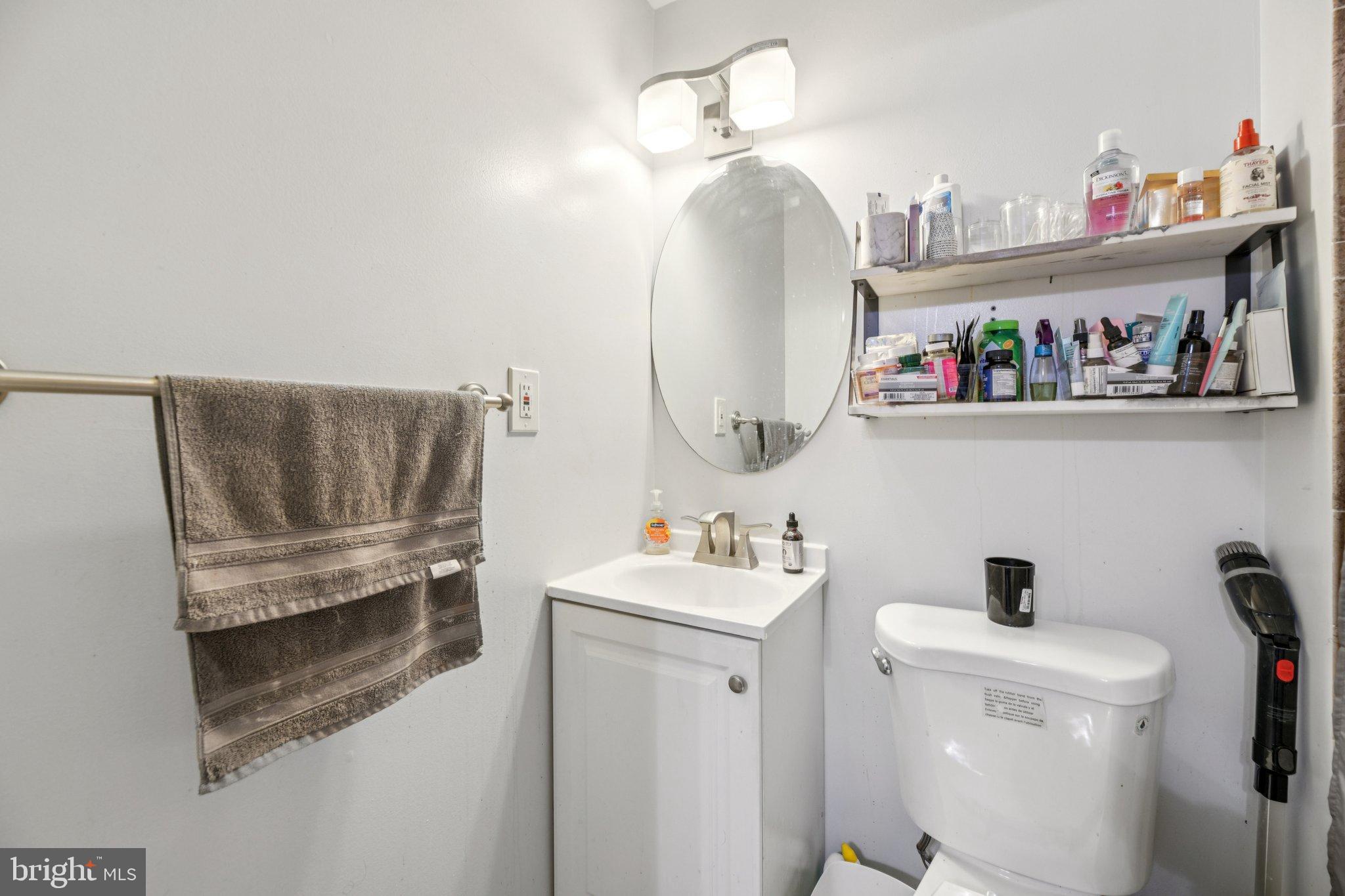 LAKE VILLAGE MANOR - Residential