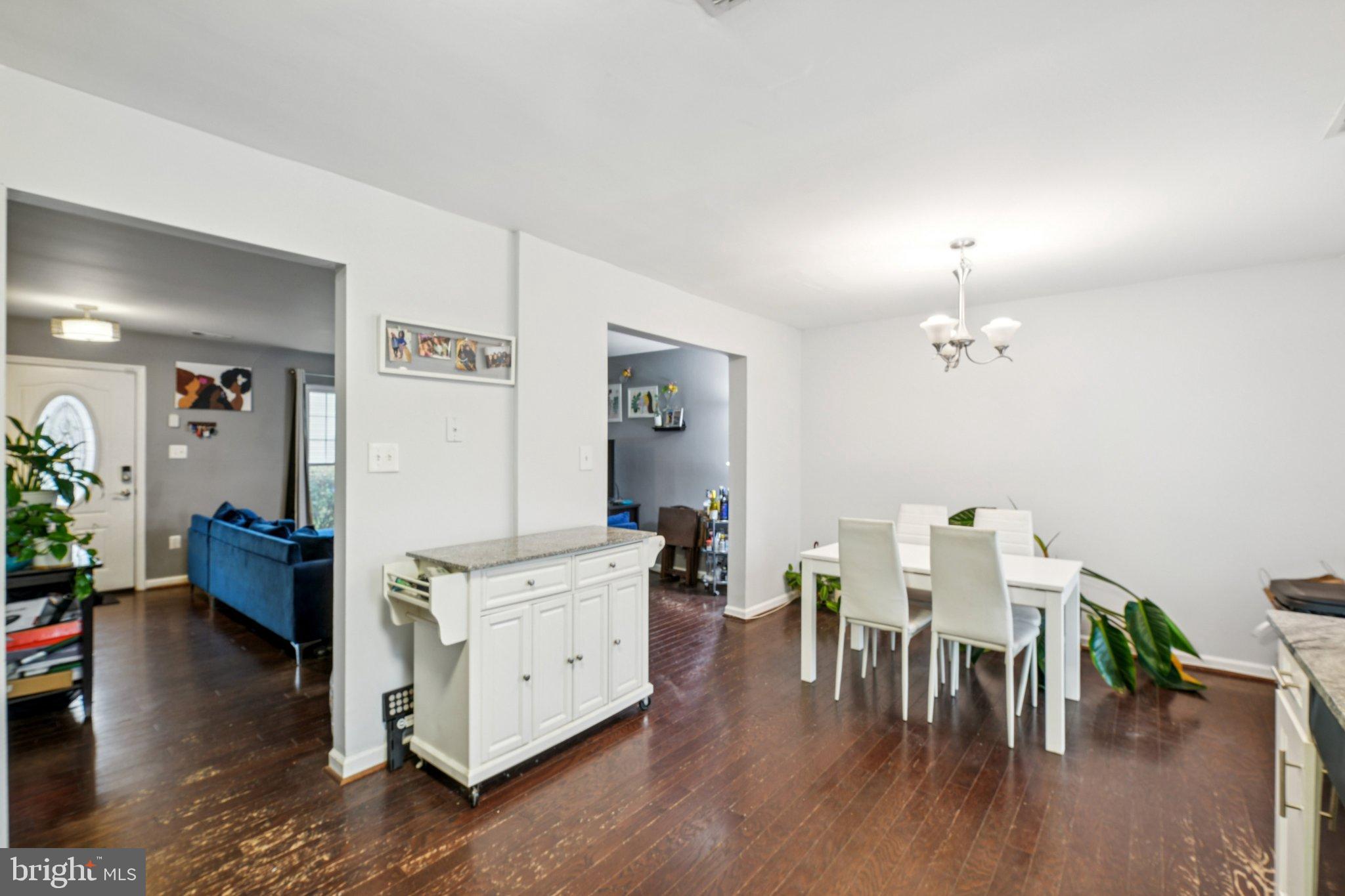 LAKE VILLAGE MANOR - Residential