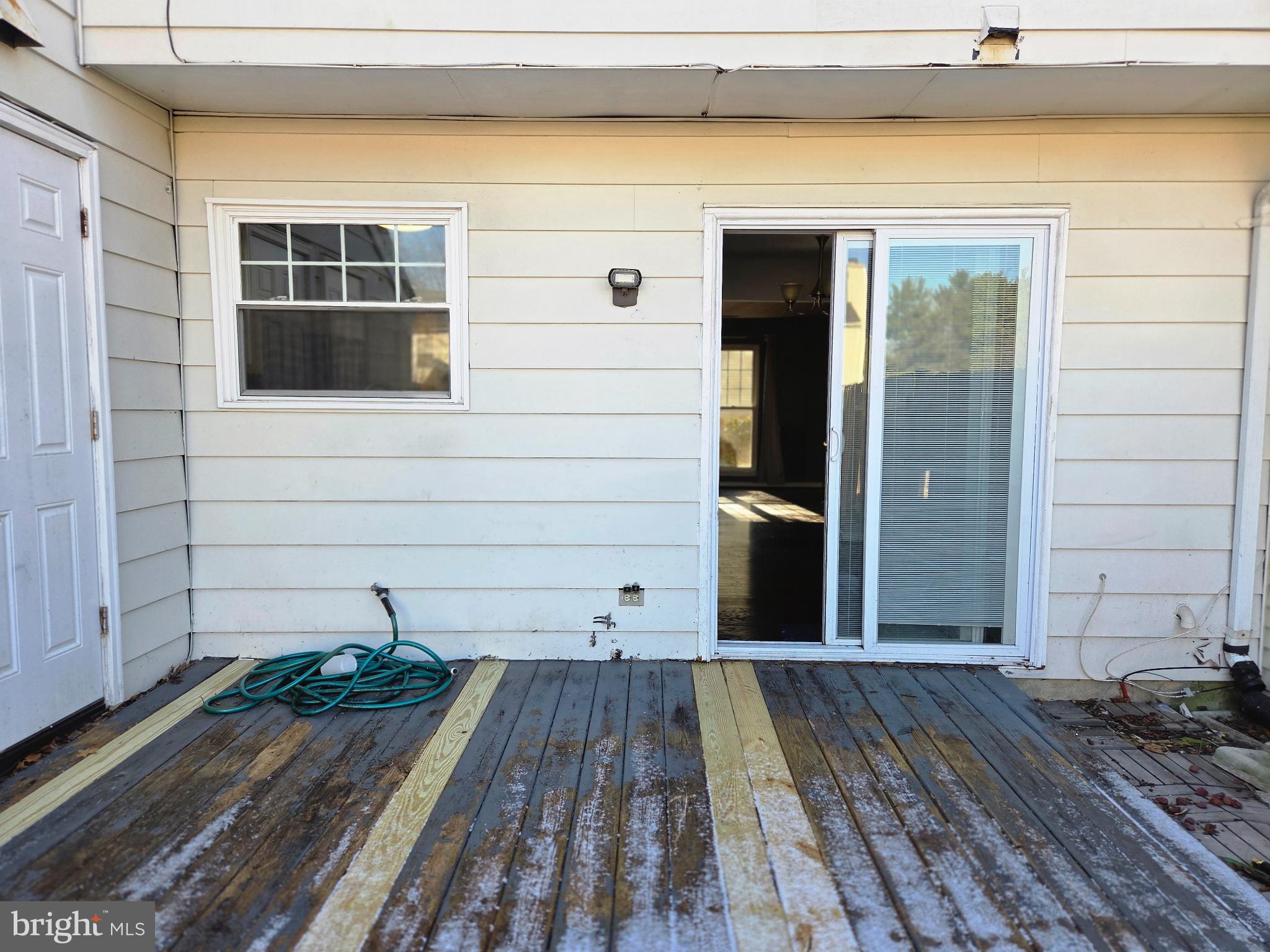 LAKE VILLAGE MANOR - Residential