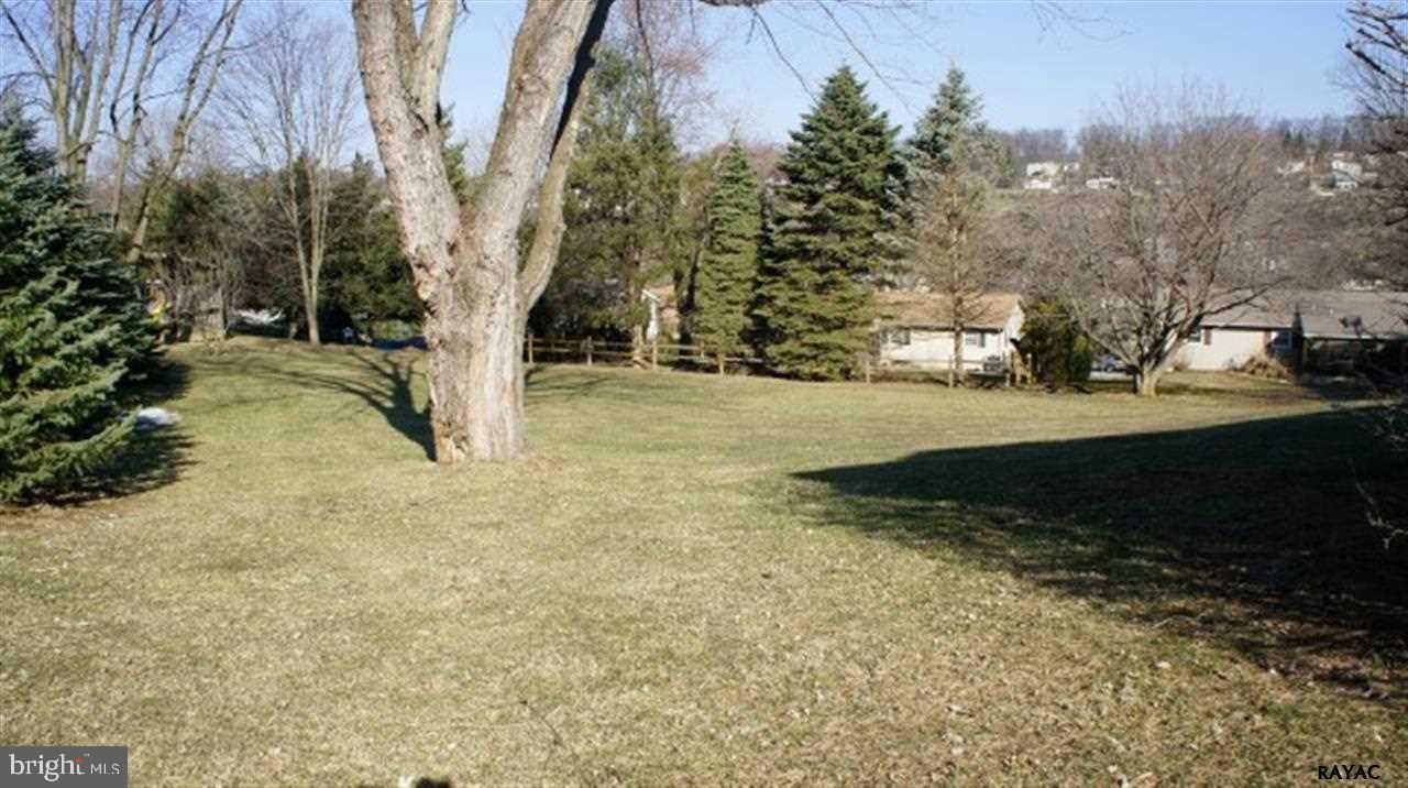 ARLINGTON PARK - Residential