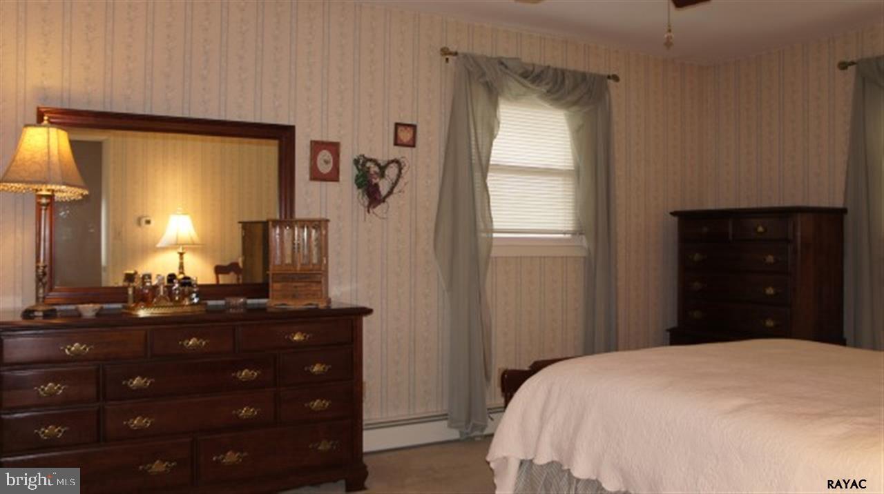 ARLINGTON PARK - Residential