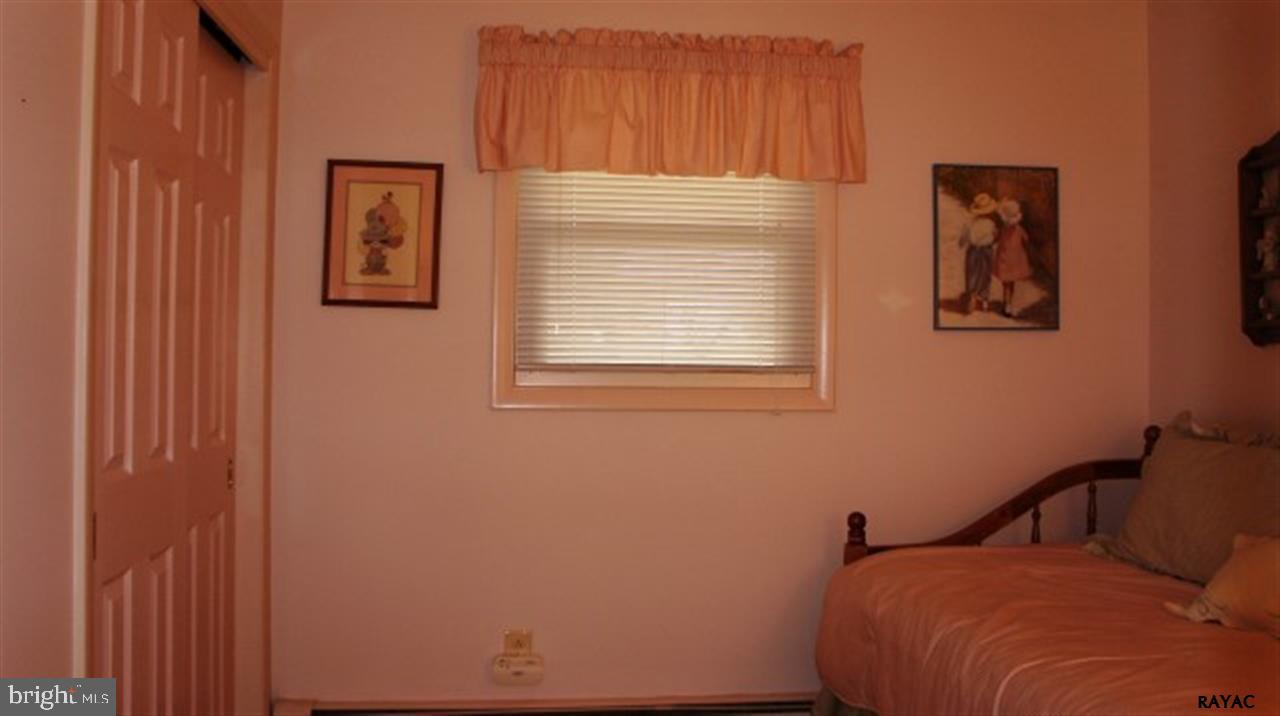 ARLINGTON PARK - Residential