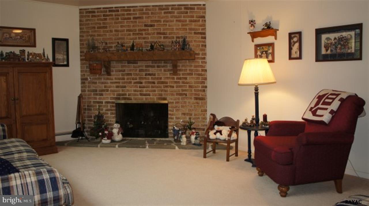 ARLINGTON PARK - Residential