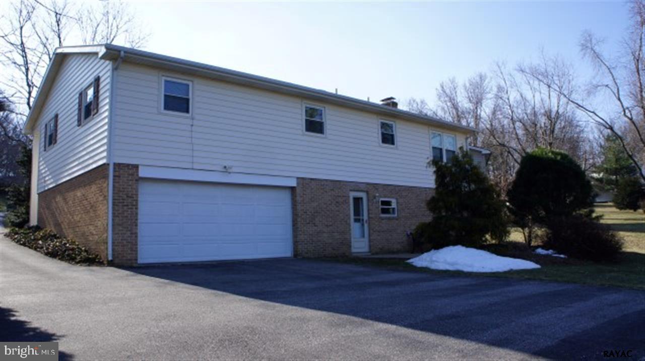 ARLINGTON PARK - Residential