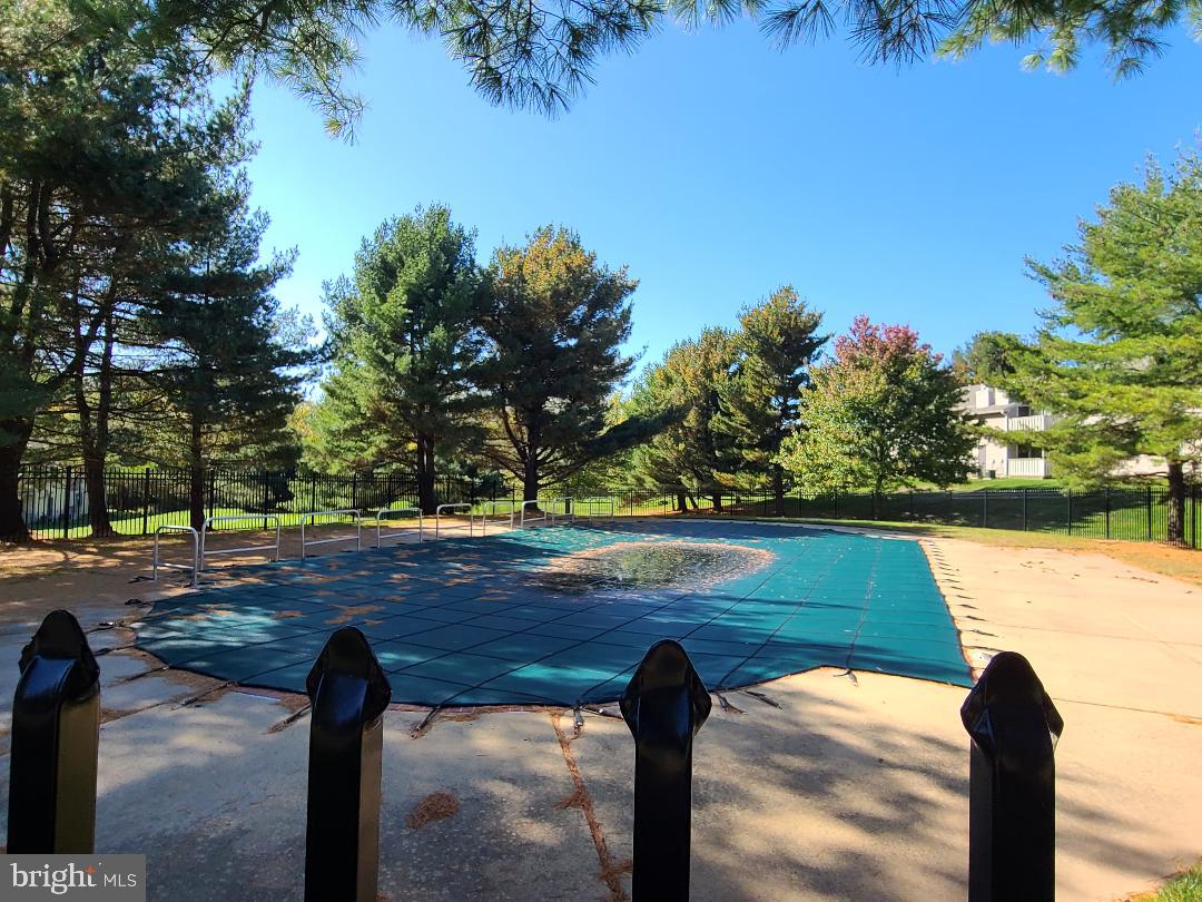 WOOD HOLLOW - Residential Lease