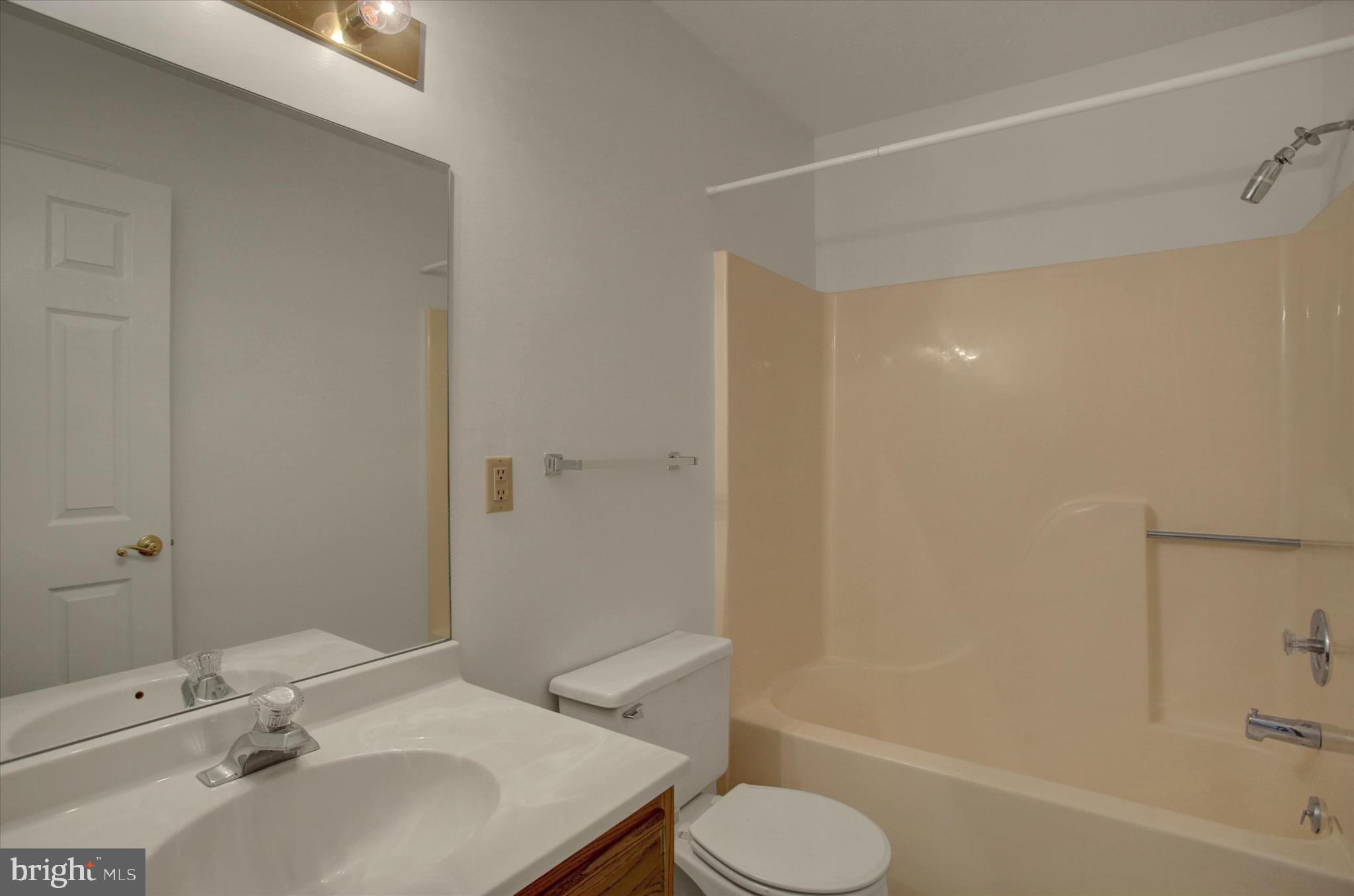 MAJESTIC RIDGE - Residential Lease