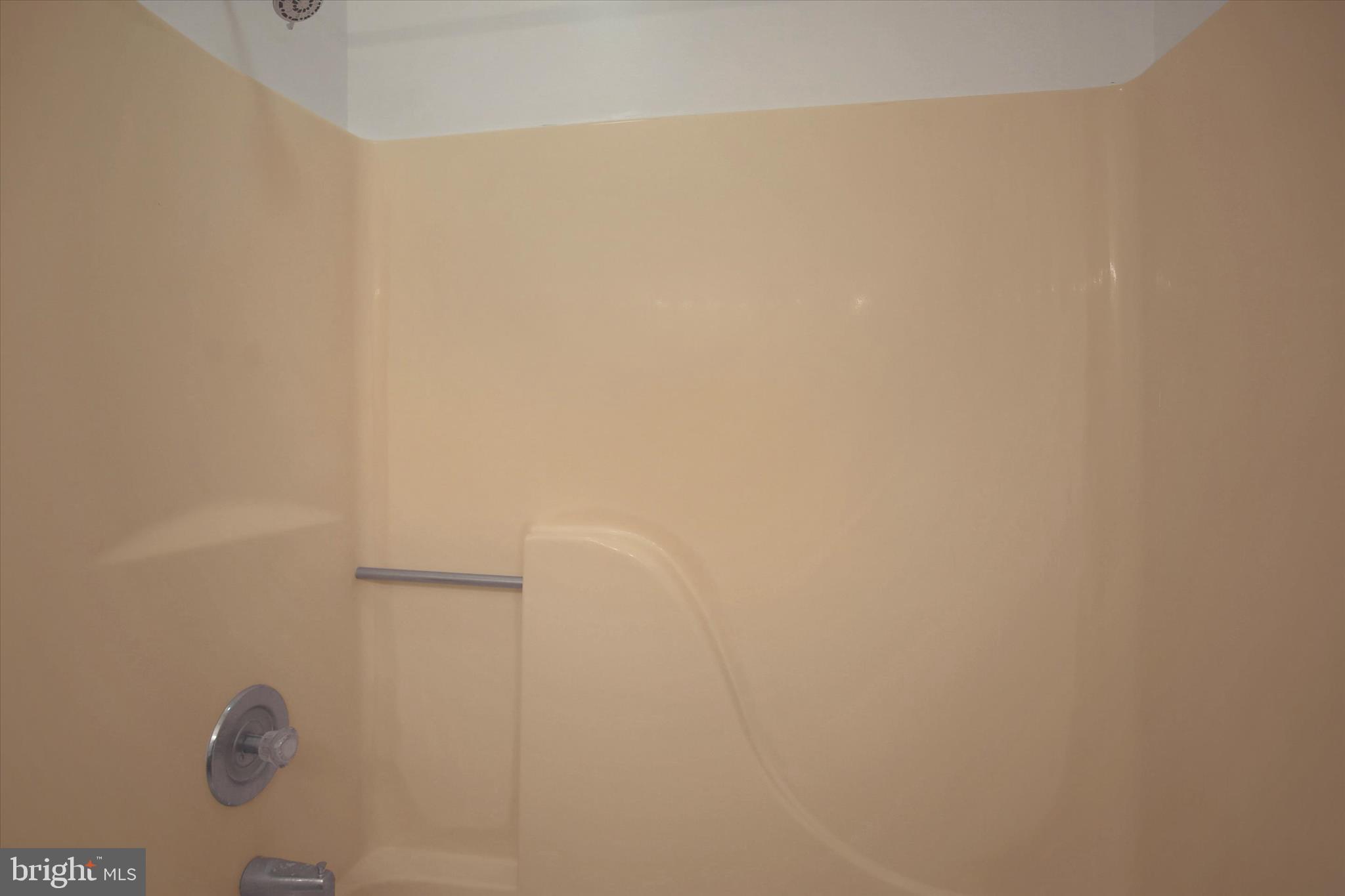 MAJESTIC RIDGE - Residential Lease