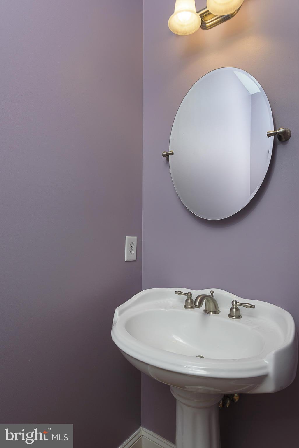 MCGUCKIAN - Residential