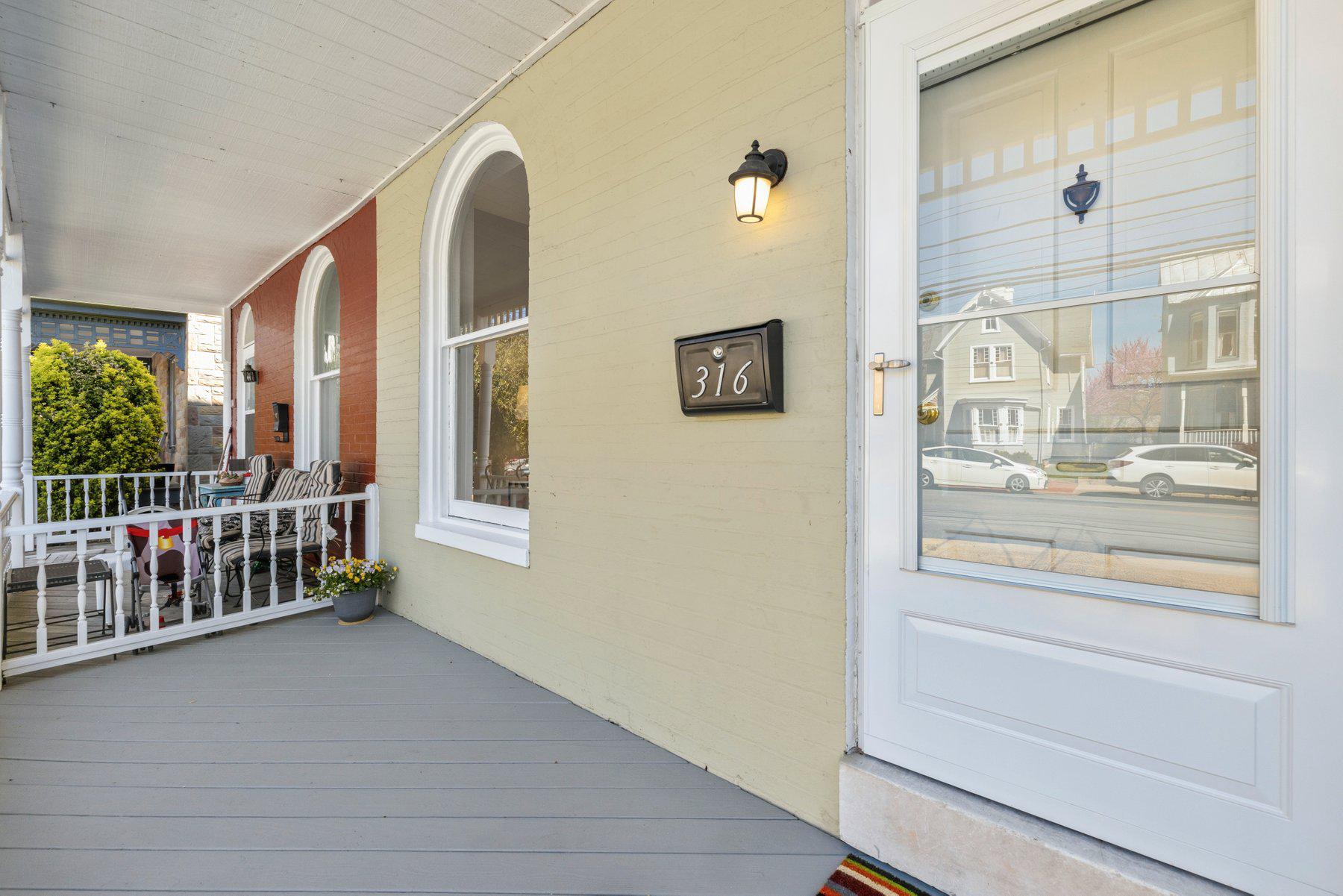 DOWNTOWN FREDERICK - Residential