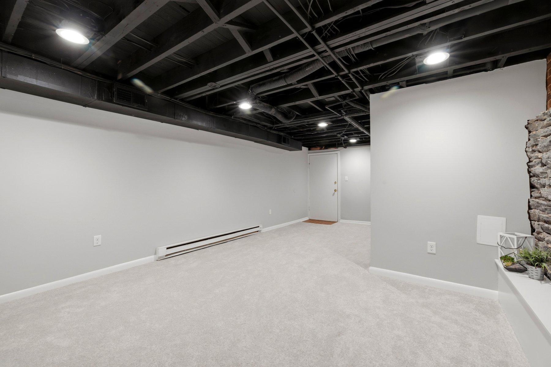 DOWNTOWN FREDERICK - Residential