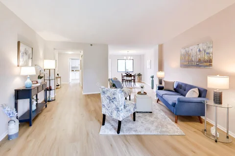 MLS: MDMC2208180