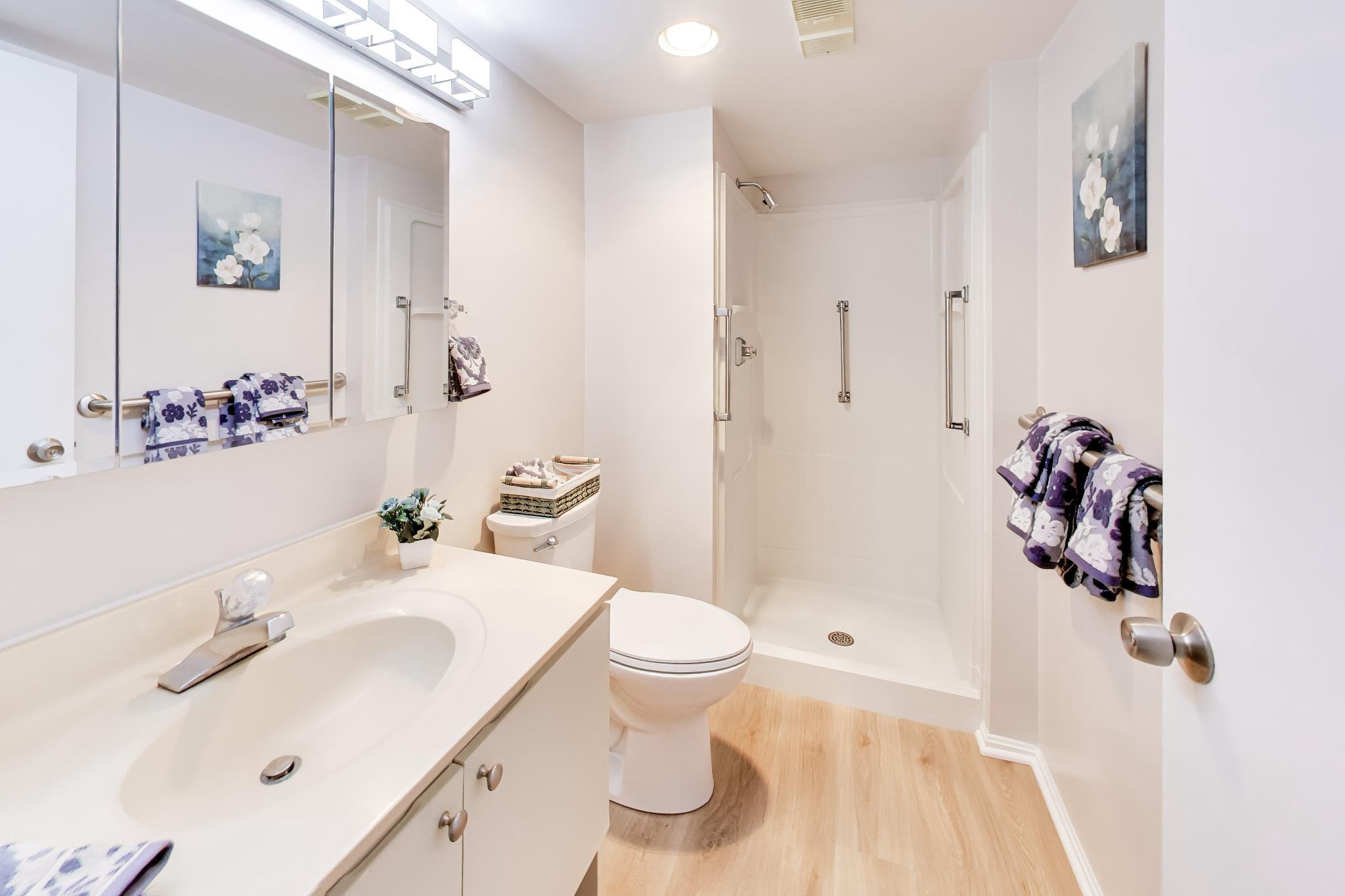 GREENS AT LEISURE WORLD - Residential