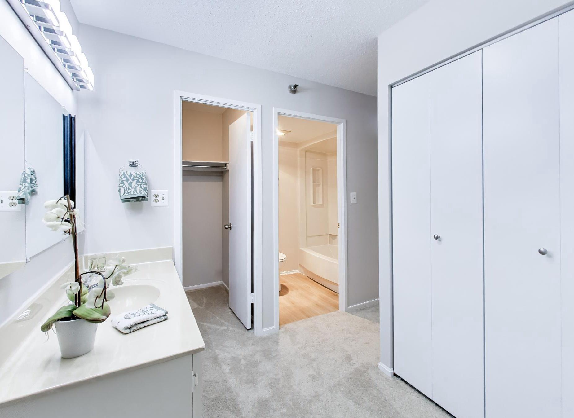GREENS AT LEISURE WORLD - Residential