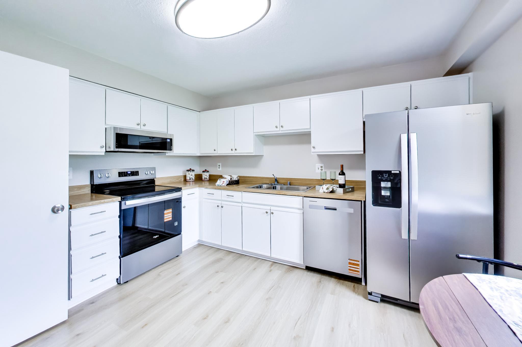 GREENS AT LEISURE WORLD - Residential