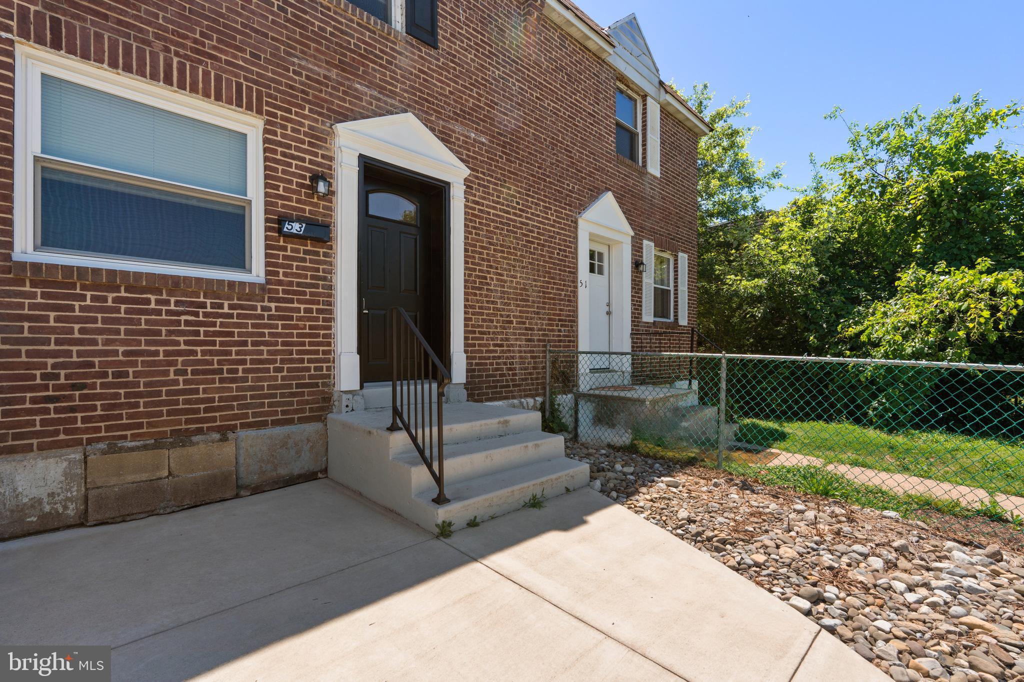 53 MADISON DRIVE