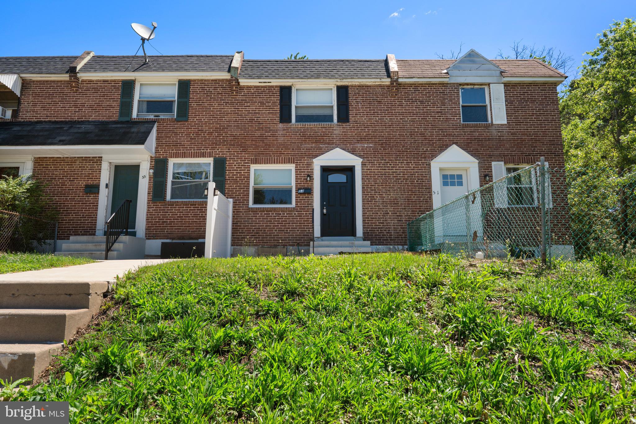 53 MADISON DRIVE