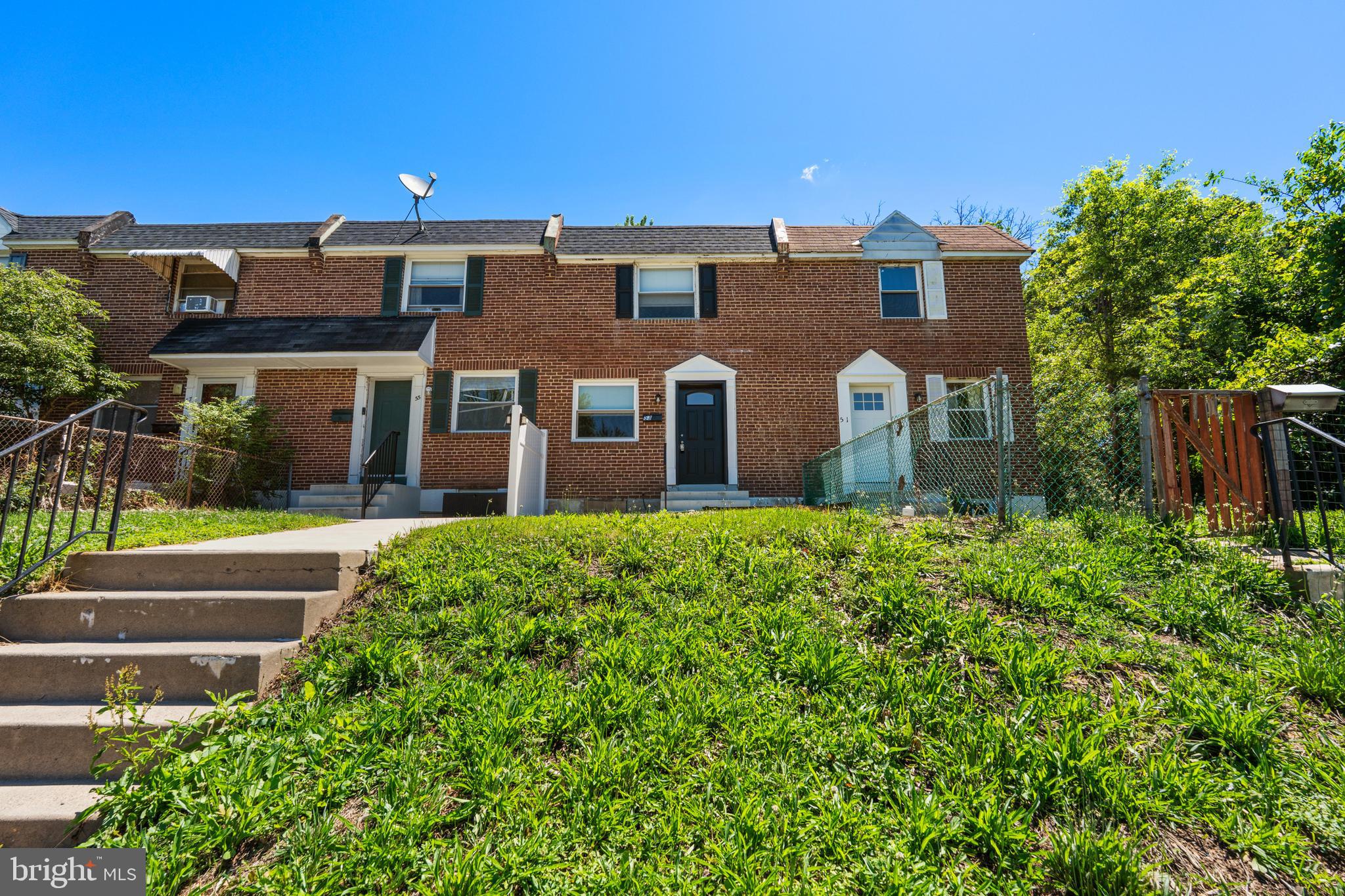53 MADISON DRIVE