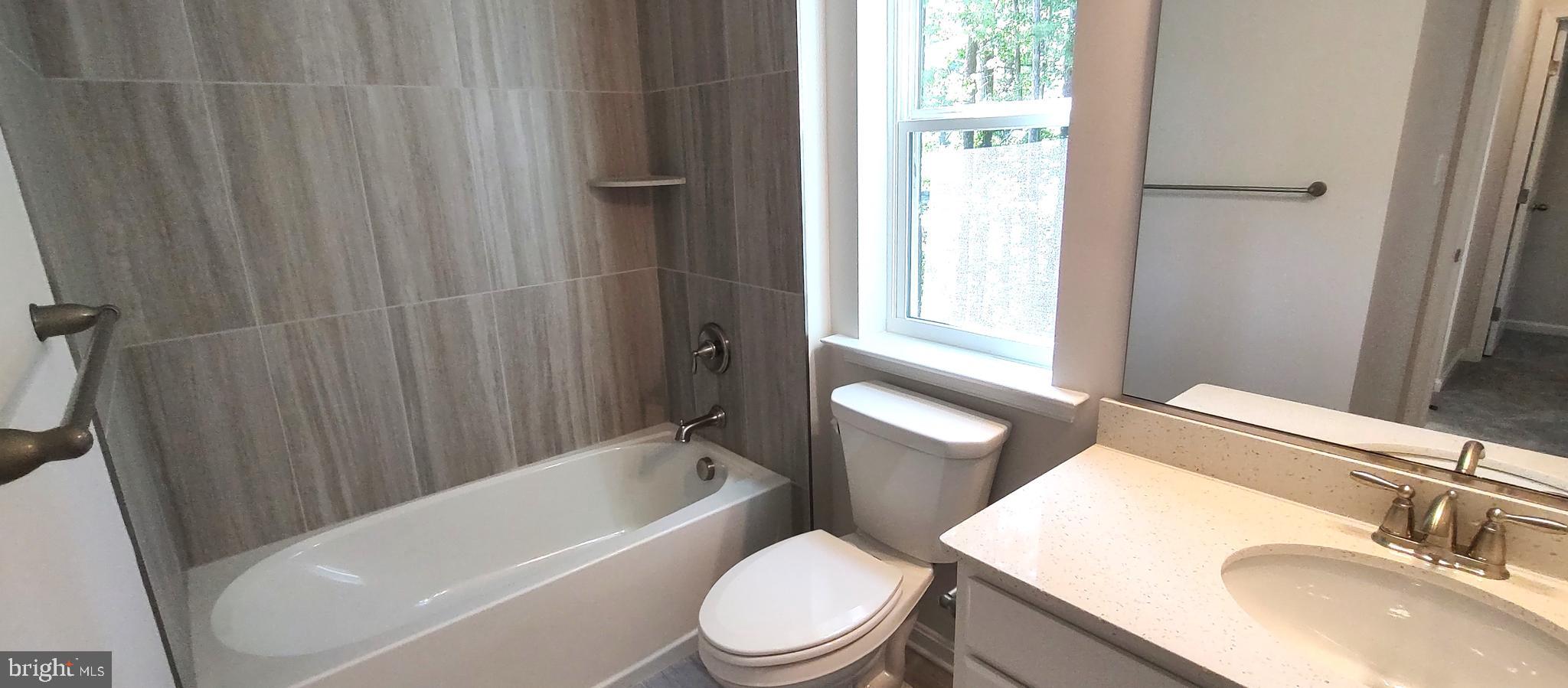 ROMANCOKE ON THE BAY - Residential