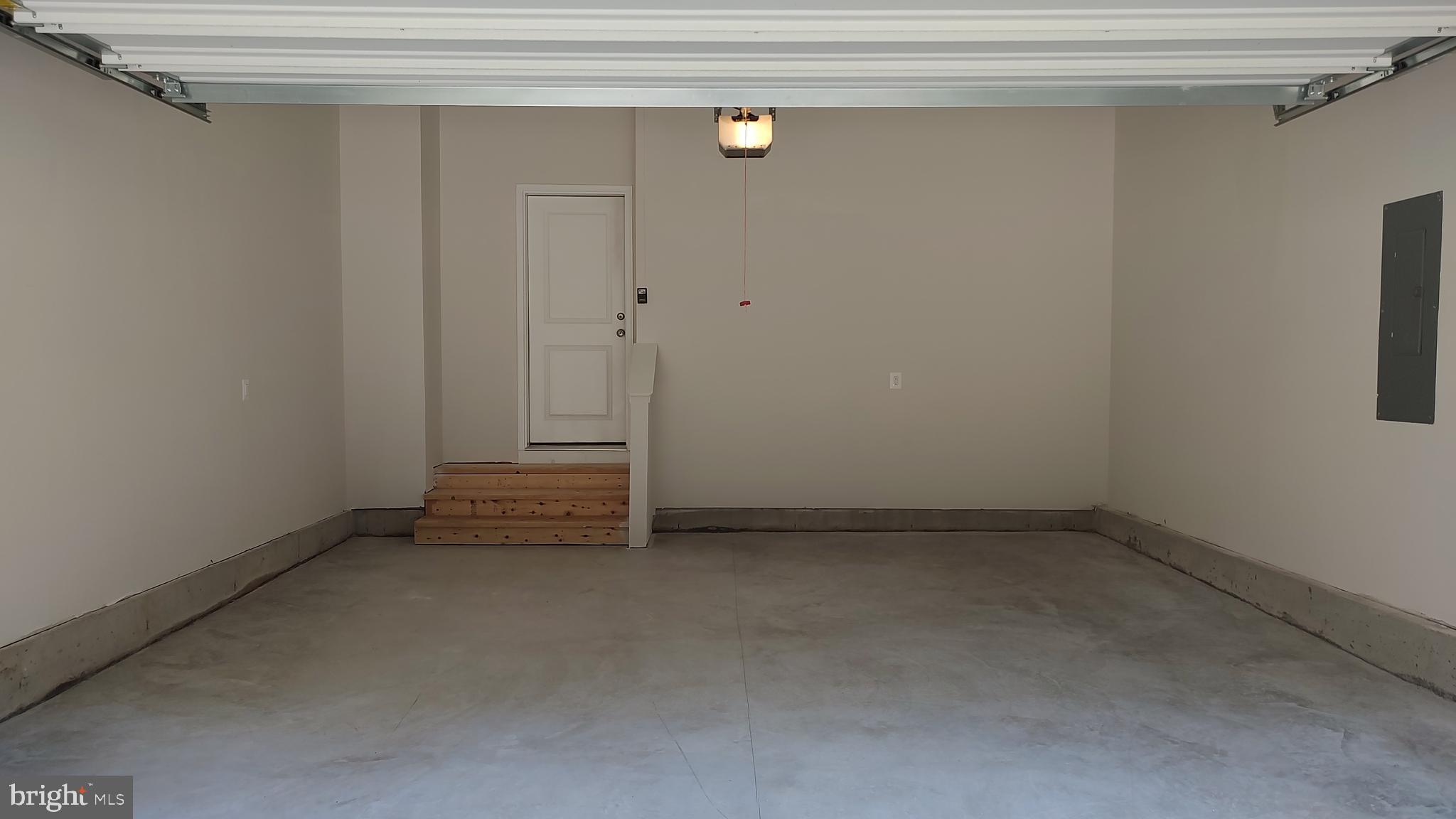 ROMANCOKE ON THE BAY - Residential