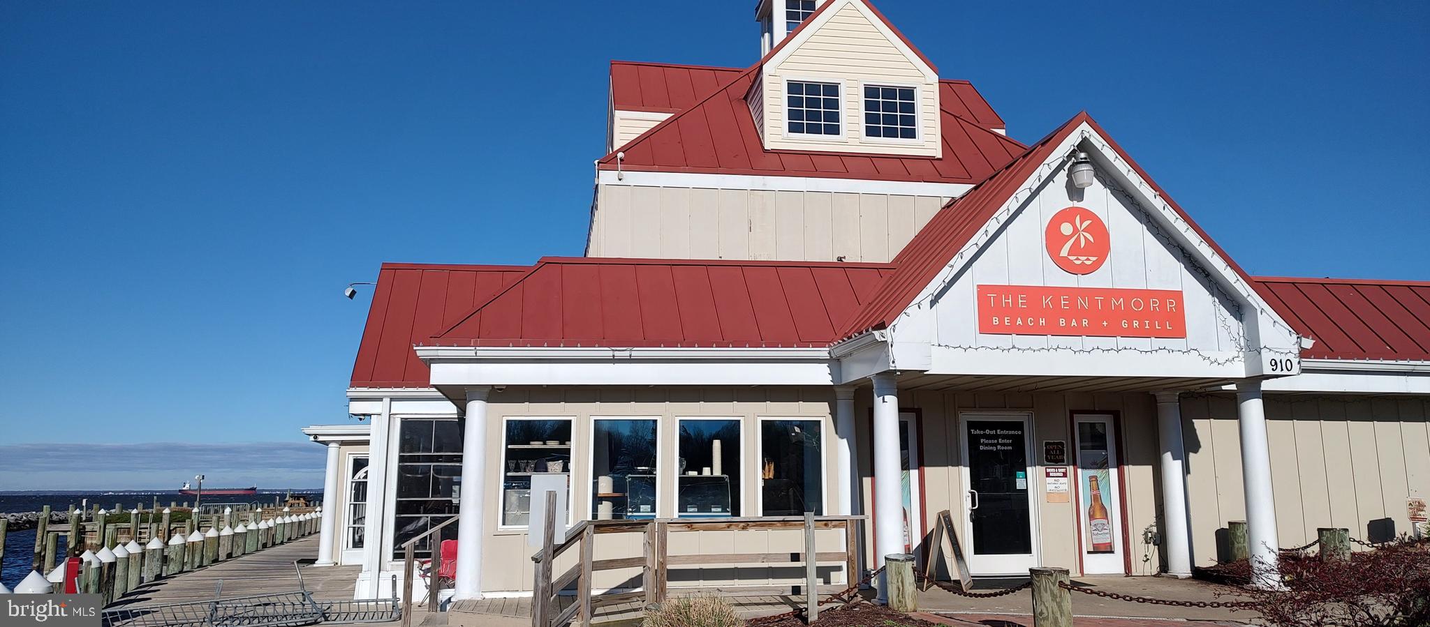 ROMANCOKE ON THE BAY - Residential