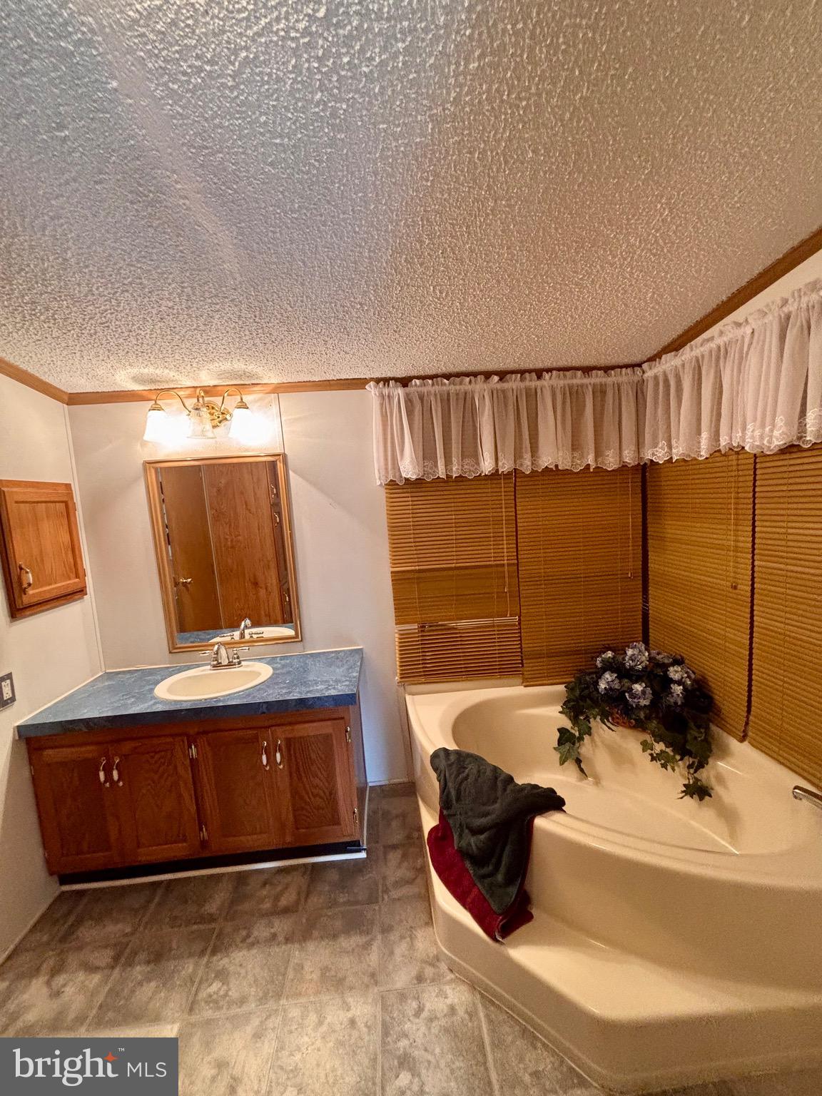 MEADOWS ON CUBBAGE POND - Residential