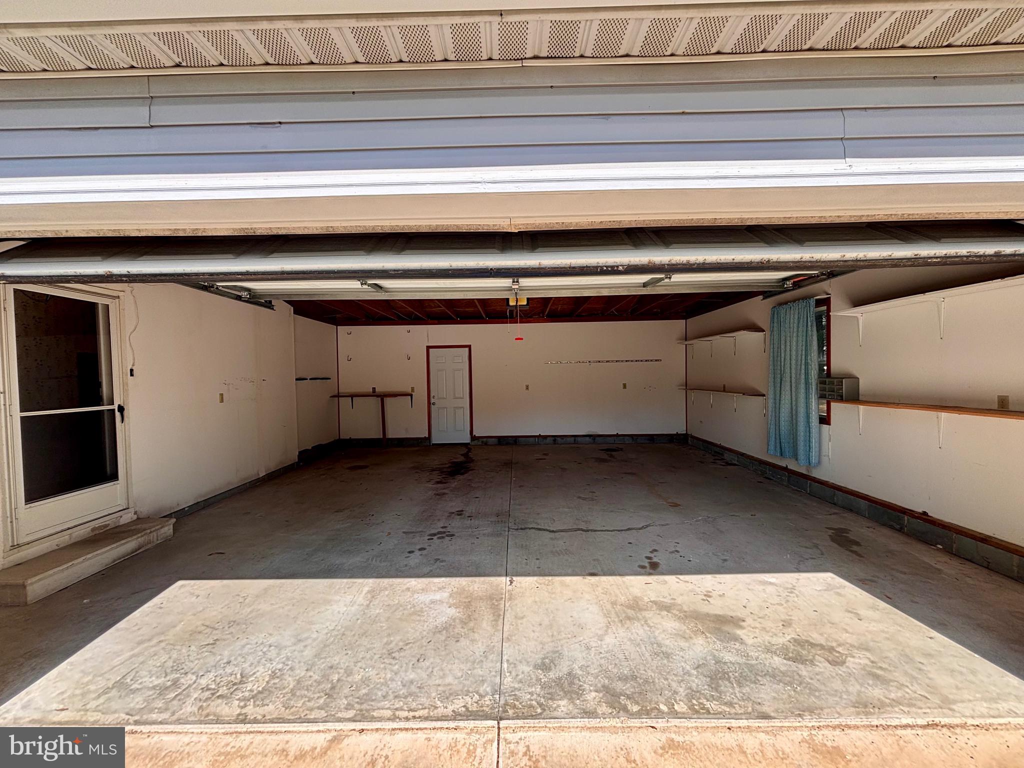 MEADOWS ON CUBBAGE POND - Residential