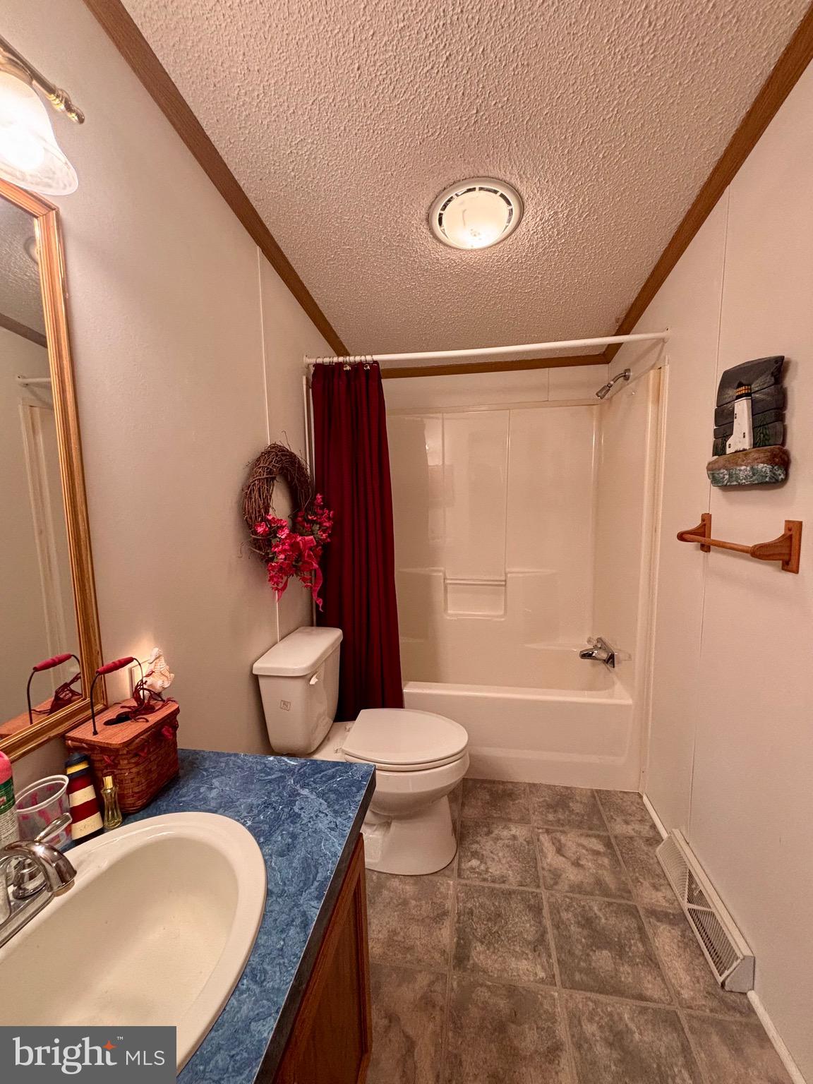 MEADOWS ON CUBBAGE POND - Residential