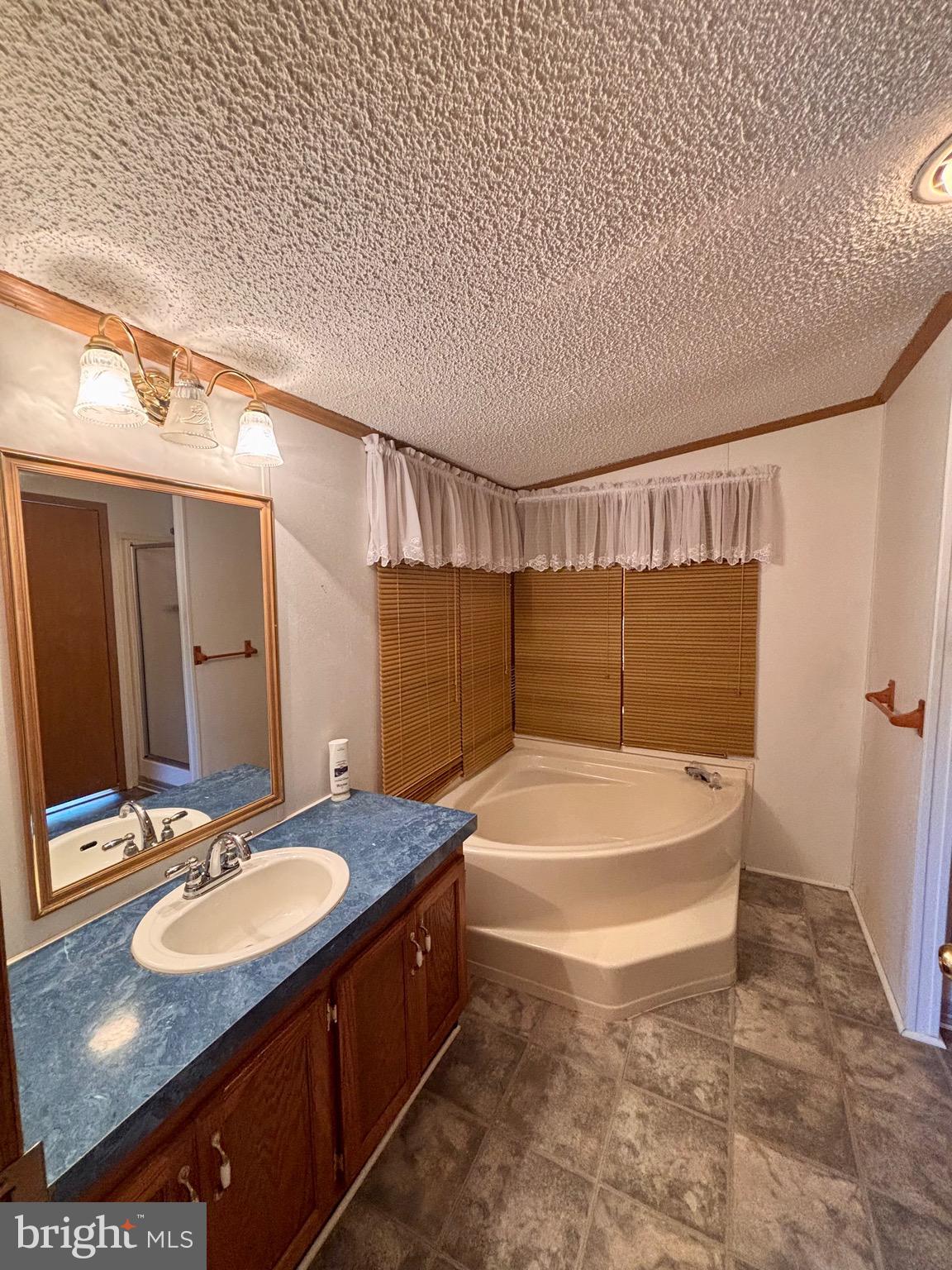 MEADOWS ON CUBBAGE POND - Residential