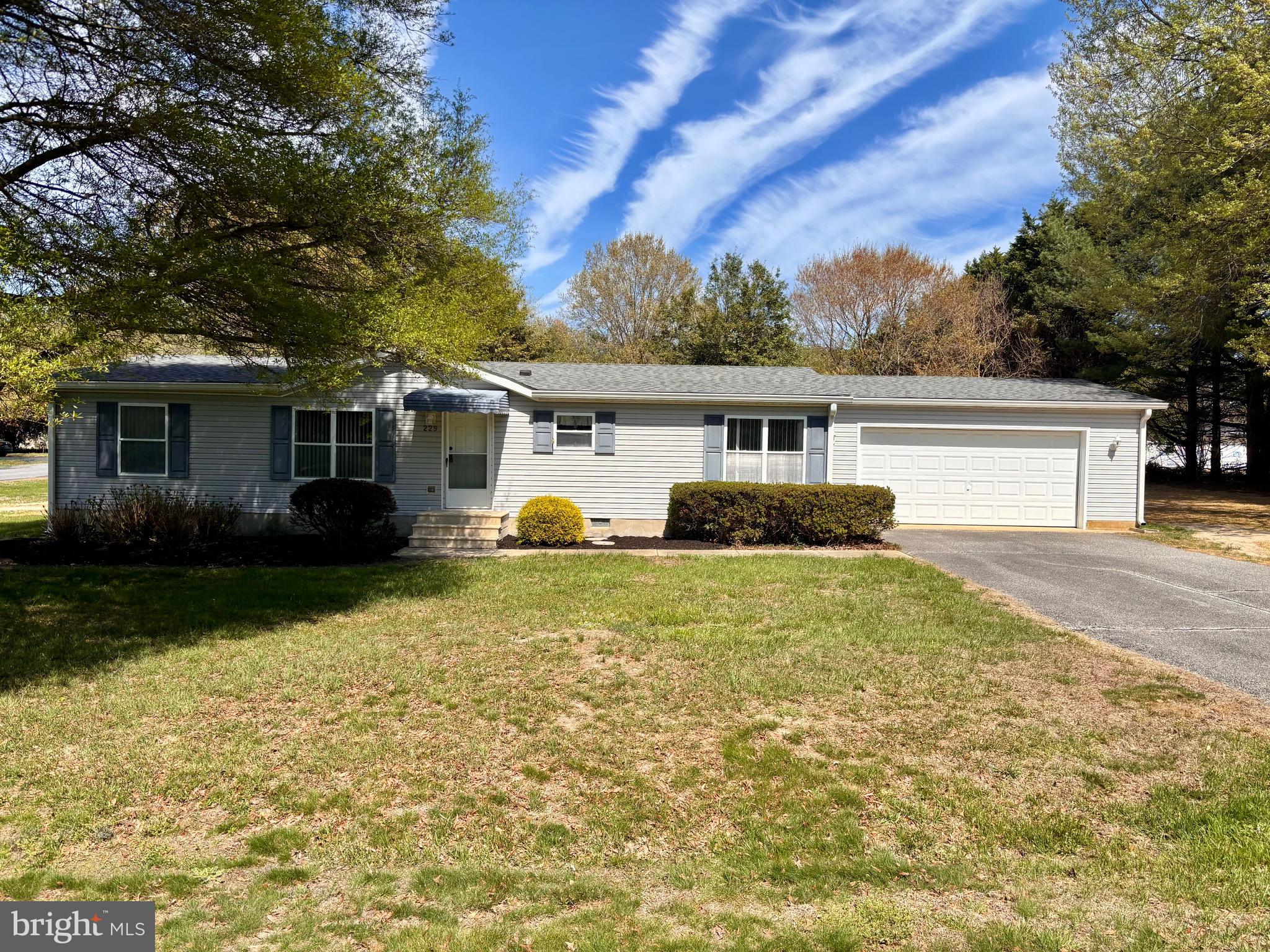 MEADOWS ON CUBBAGE POND - Residential