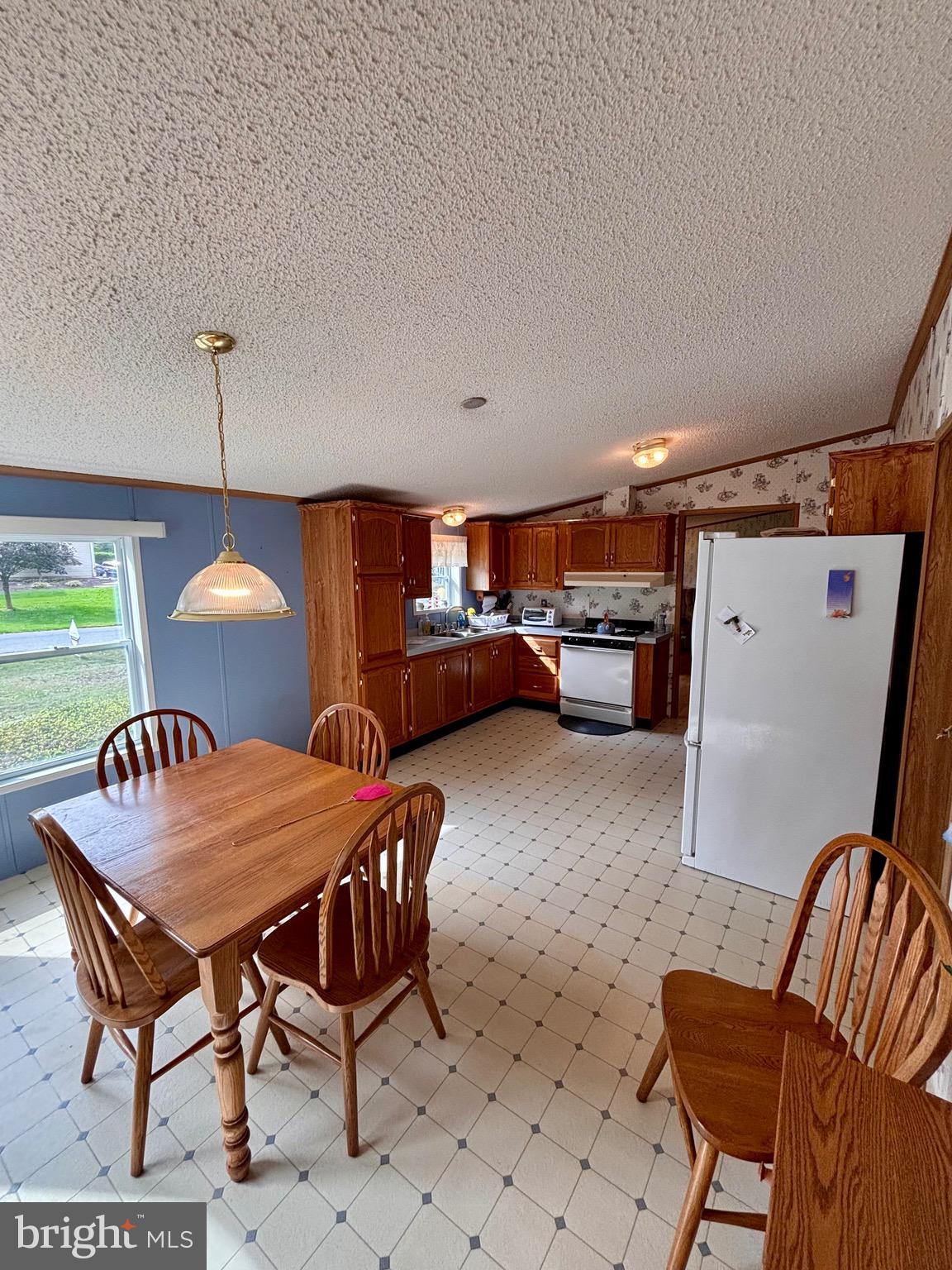 MEADOWS ON CUBBAGE POND - Residential