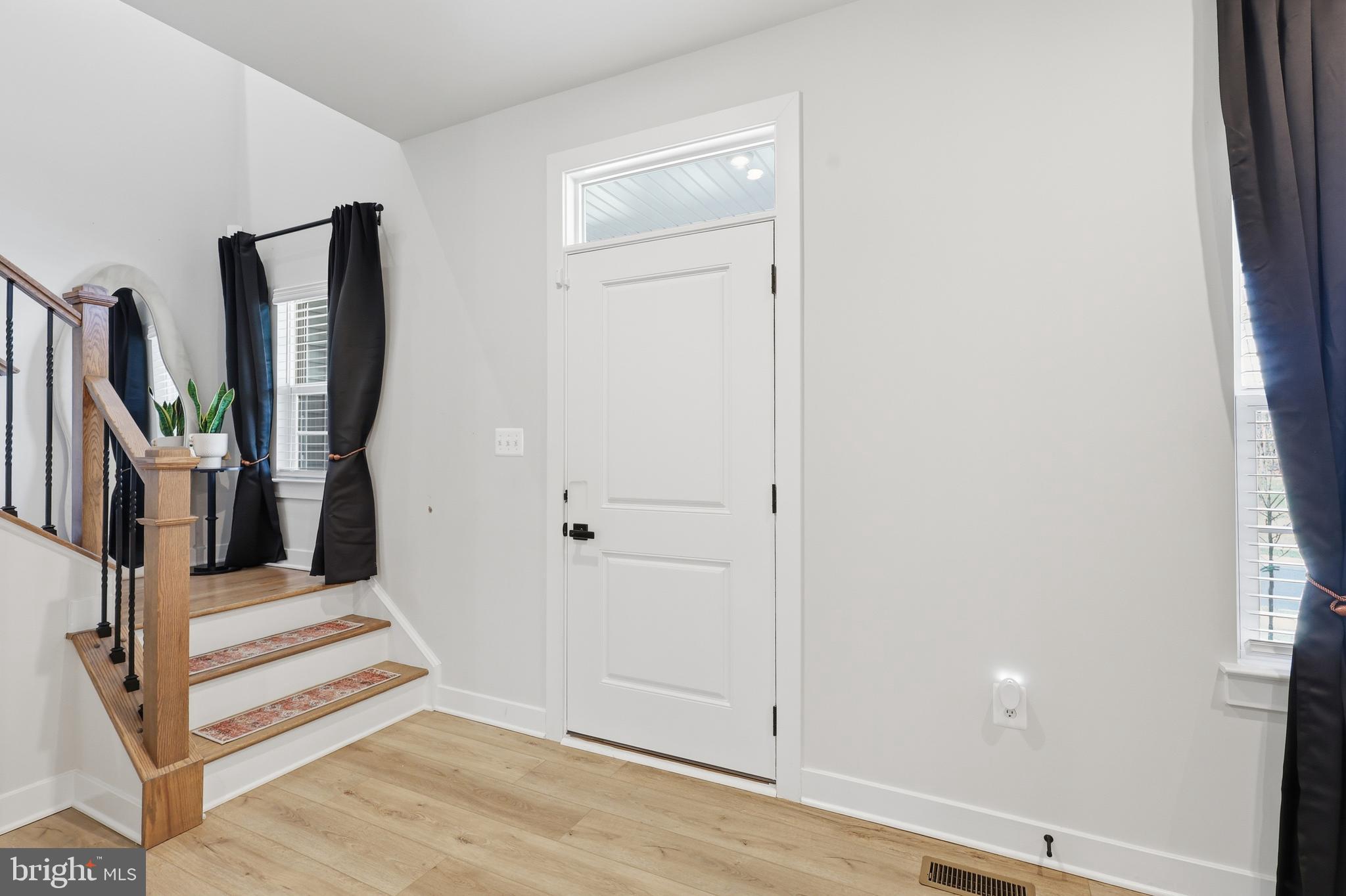 WOODBERRY MANOR - Residential