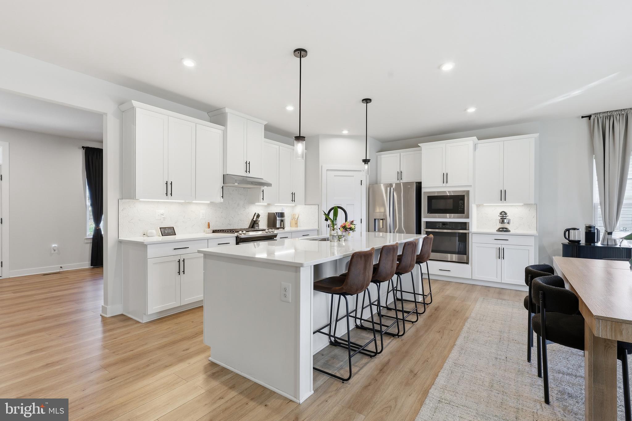 WOODBERRY MANOR - Residential