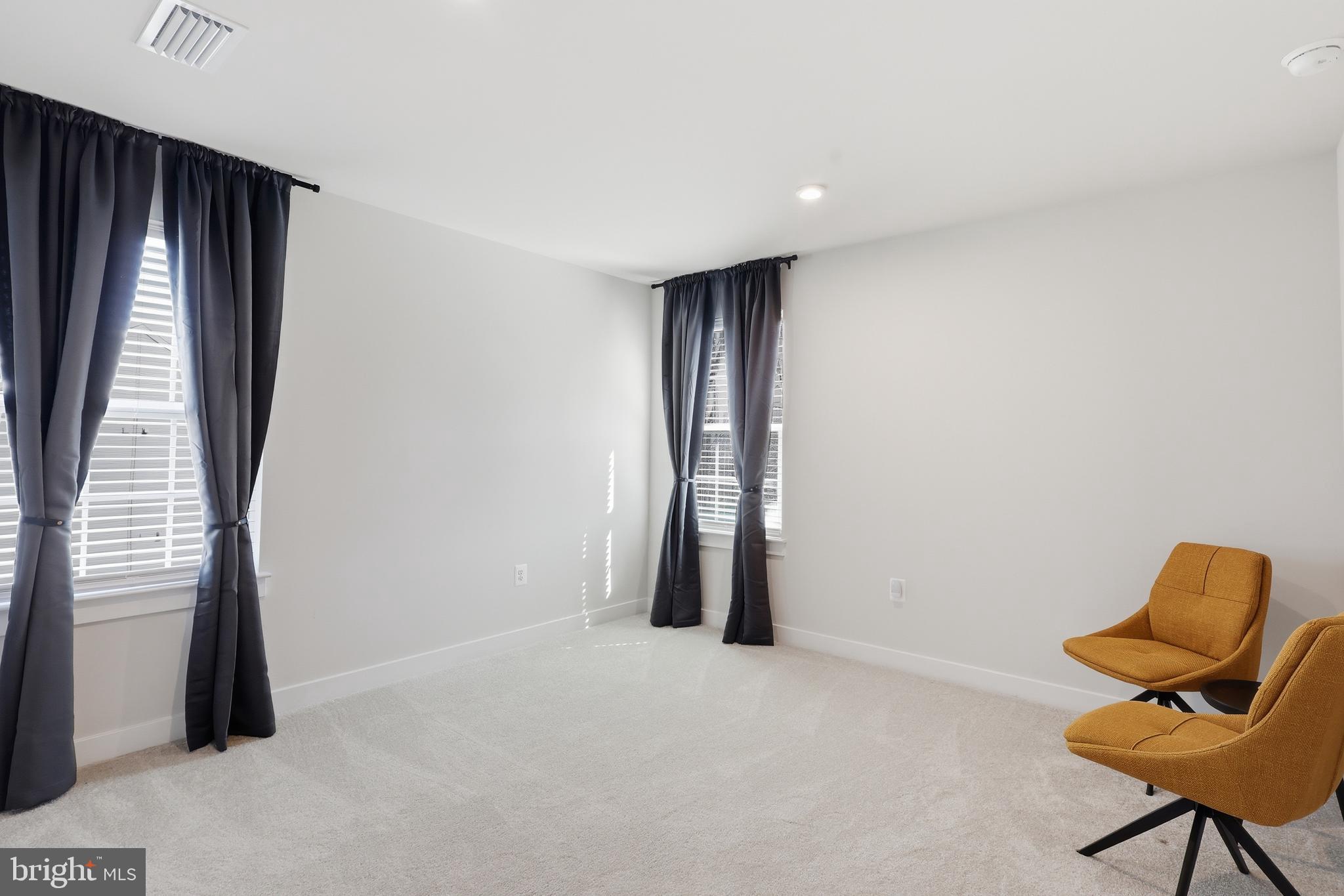 WOODBERRY MANOR - Residential