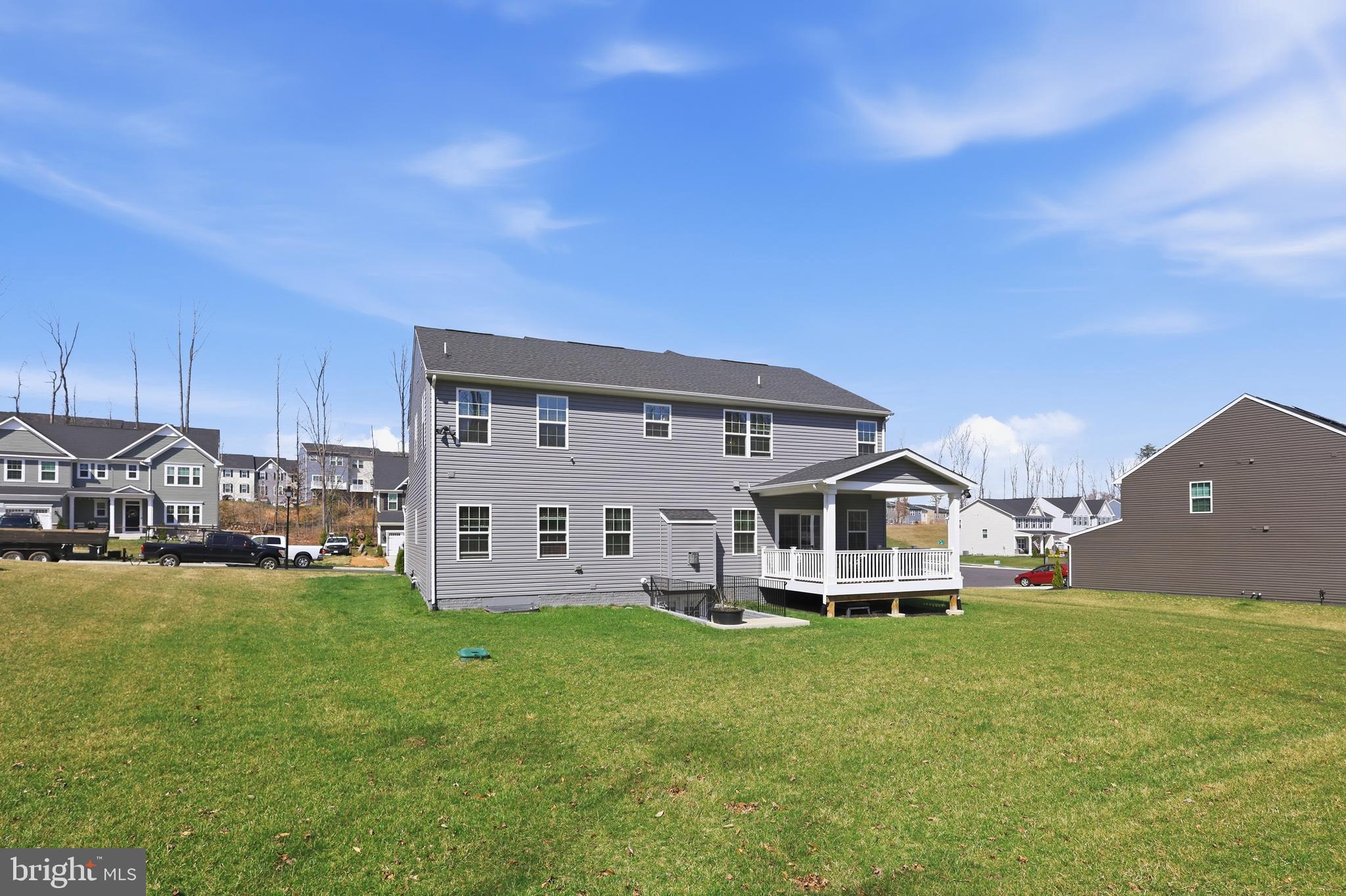 WOODBERRY MANOR - Residential