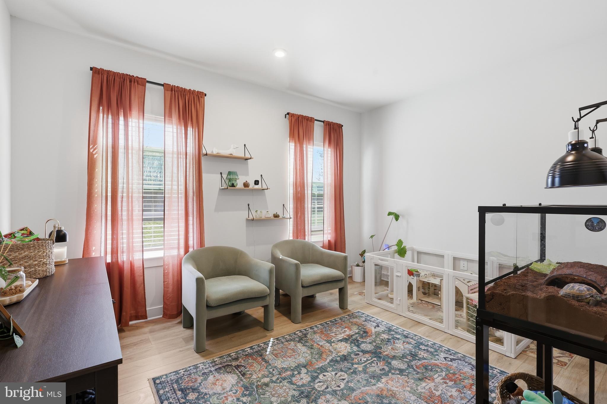 WOODBERRY MANOR - Residential