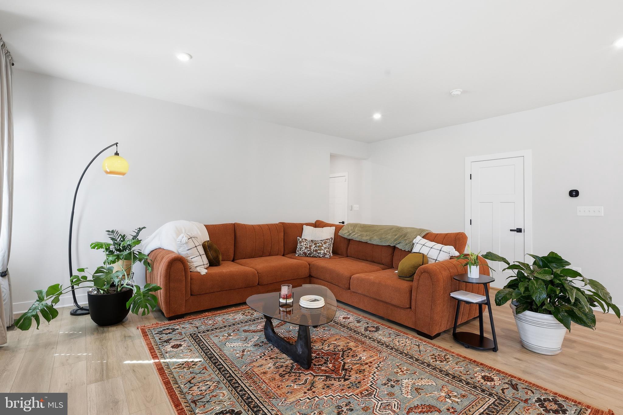 WOODBERRY MANOR - Residential