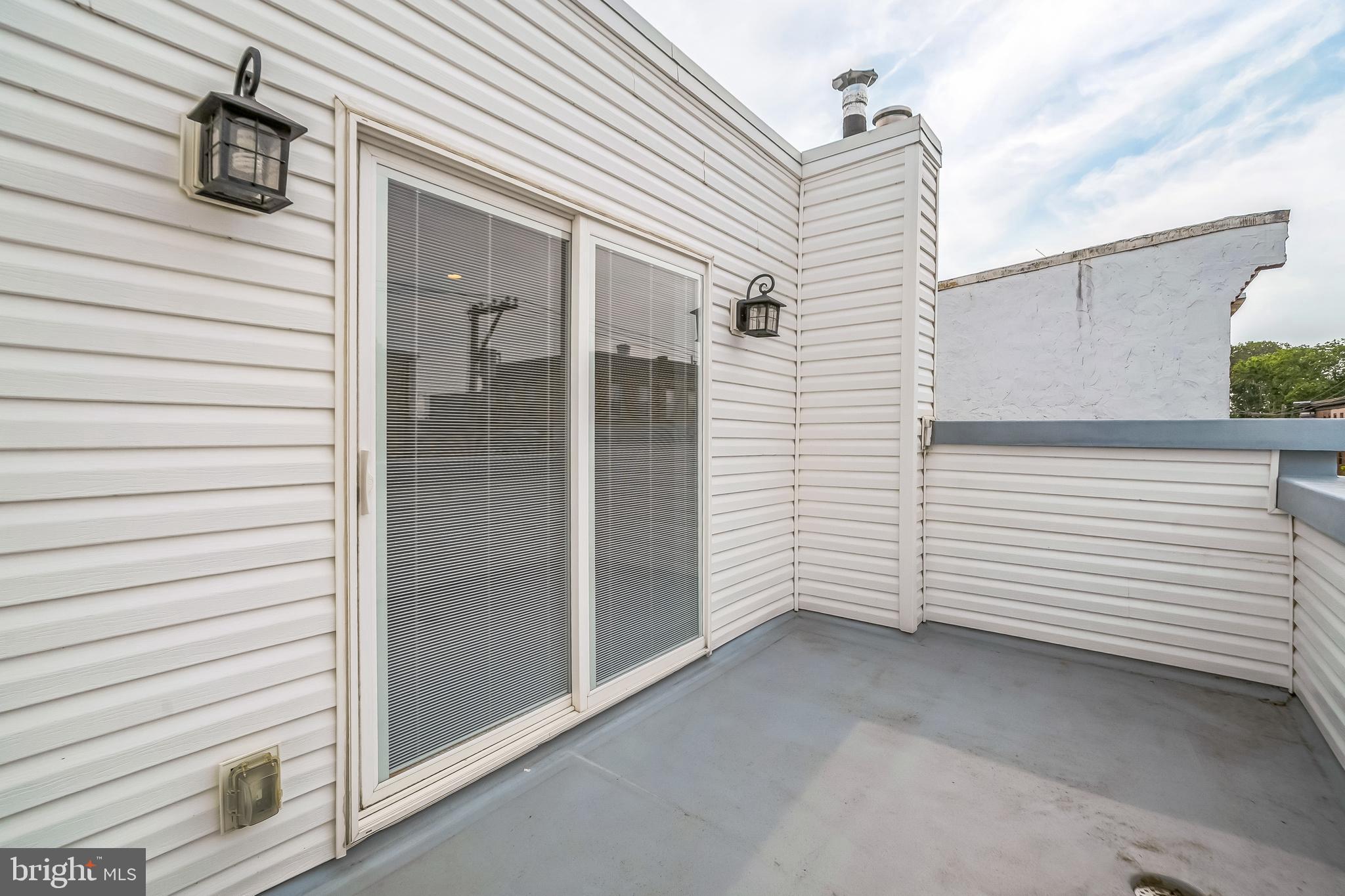 DICKINSON NARROWS - Residential