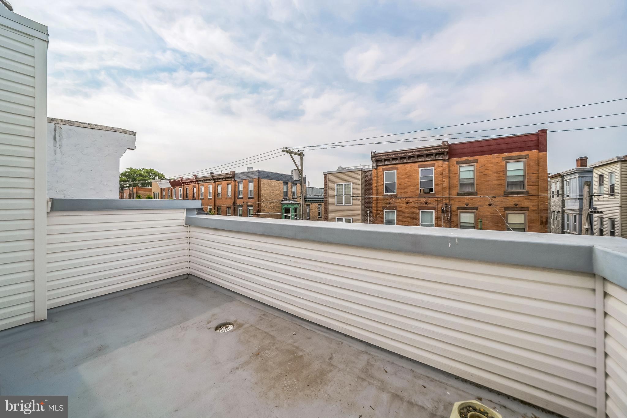DICKINSON NARROWS - Residential