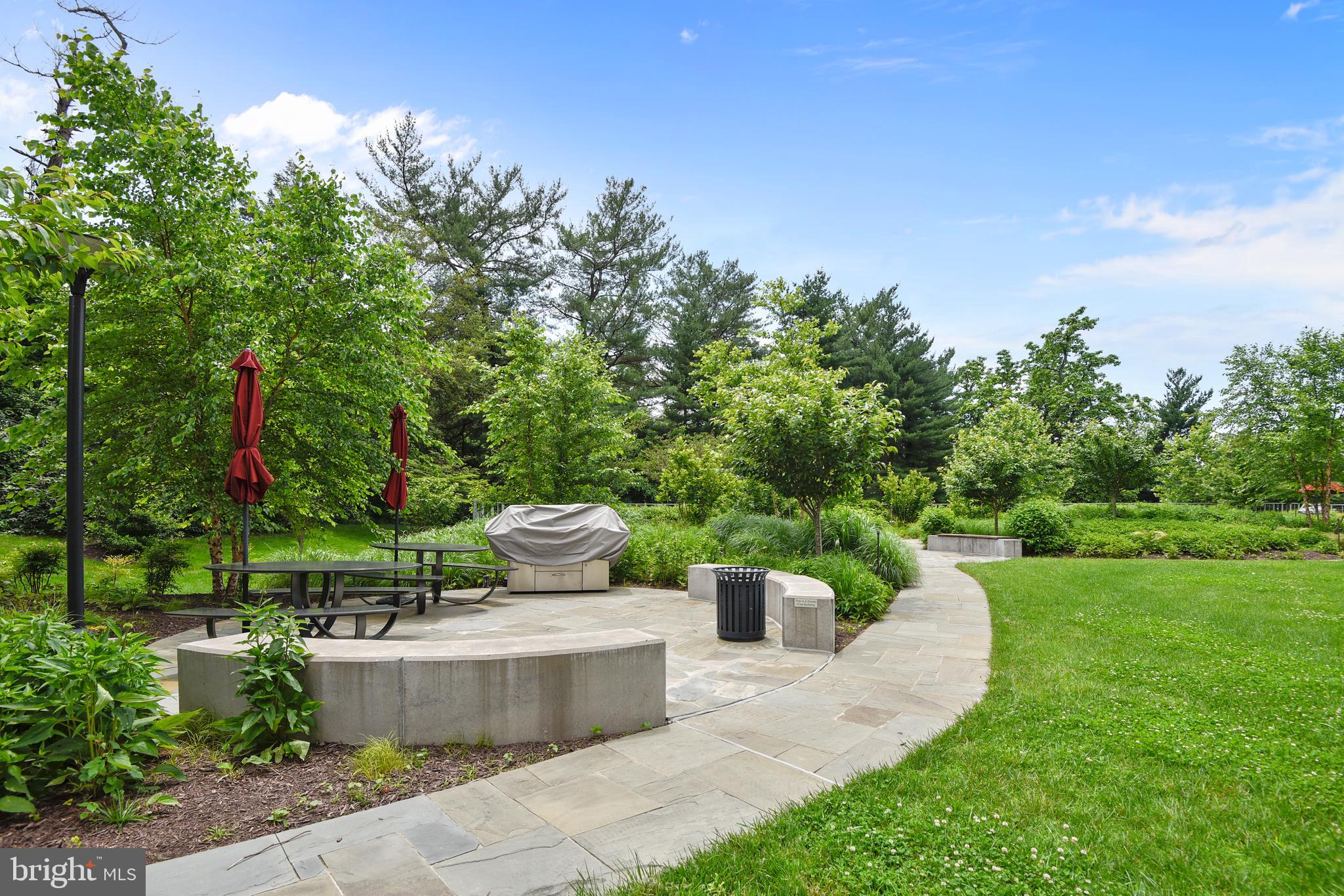 KENWOOD - Residential Lease