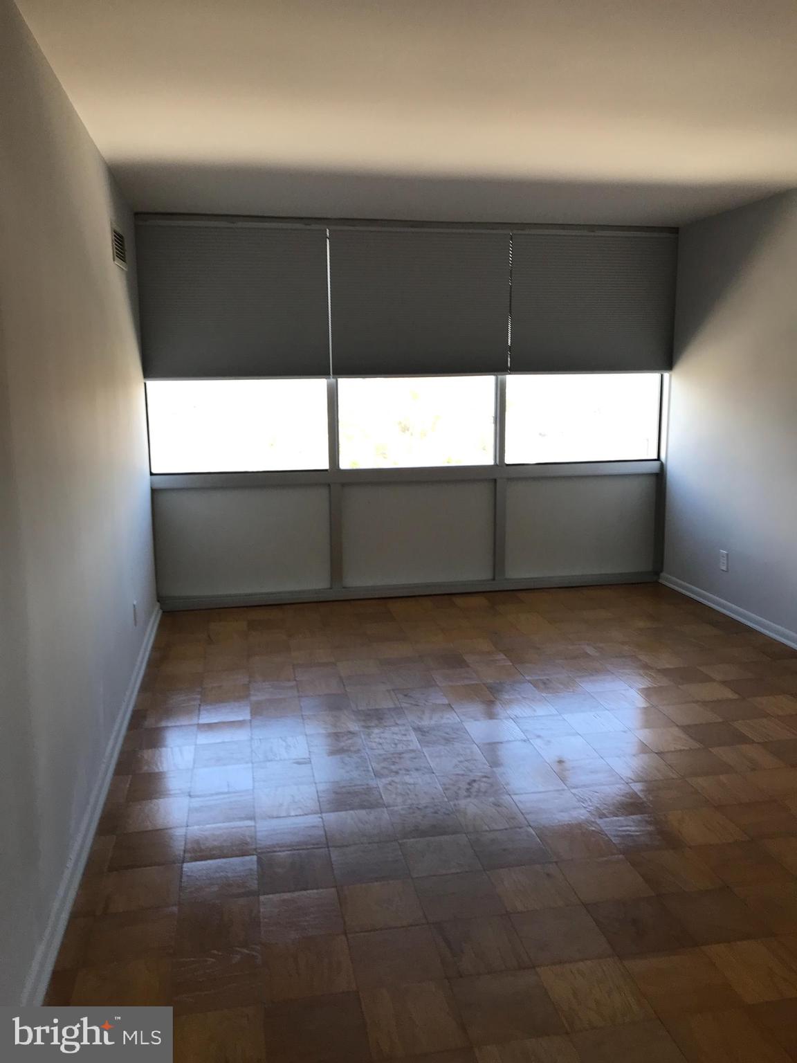 KENWOOD - Residential Lease