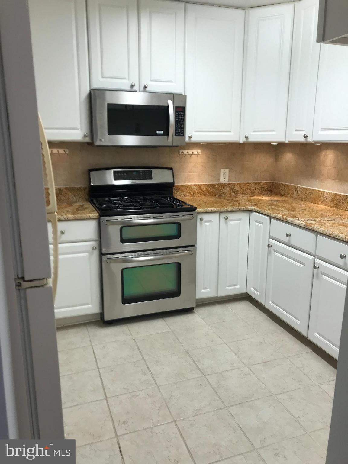 KENWOOD - Residential Lease