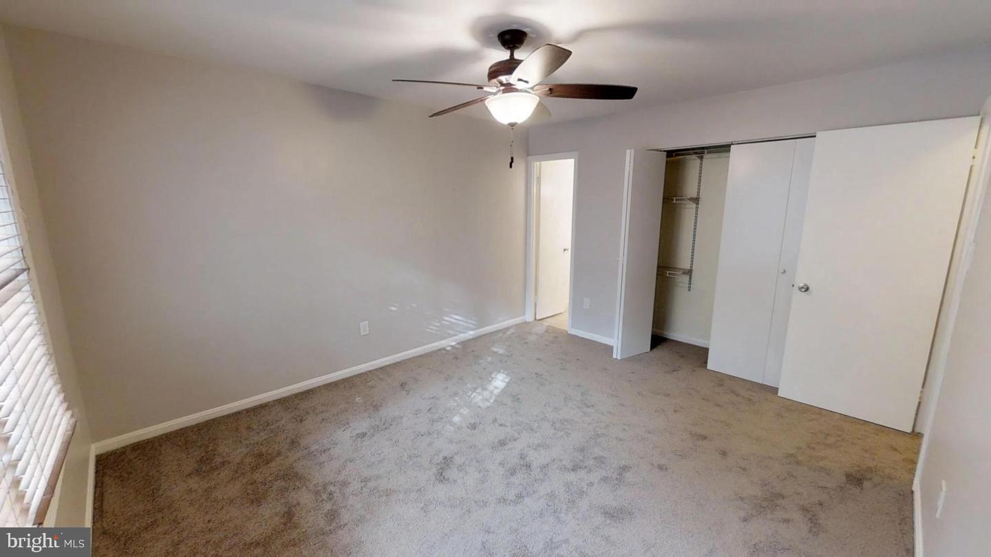 SAINT CHARLES - Residential Lease