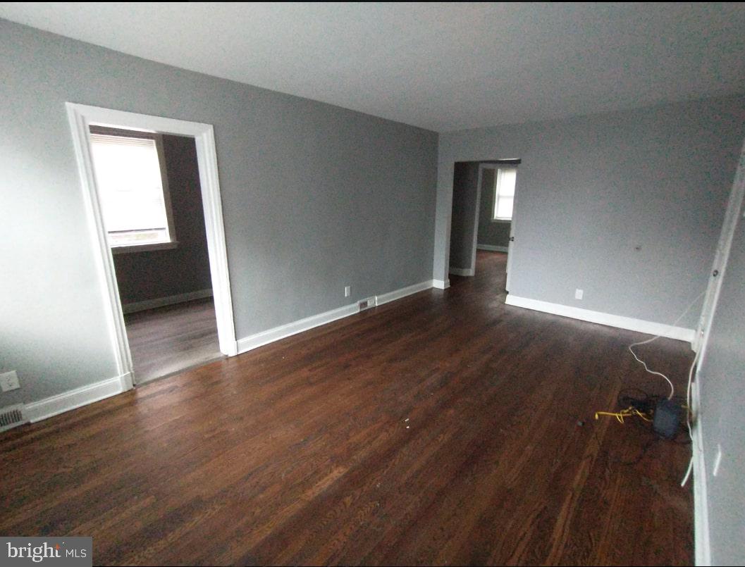 GLEN OAKS - Residential Income