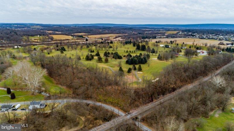 201 HARVEYS LANE