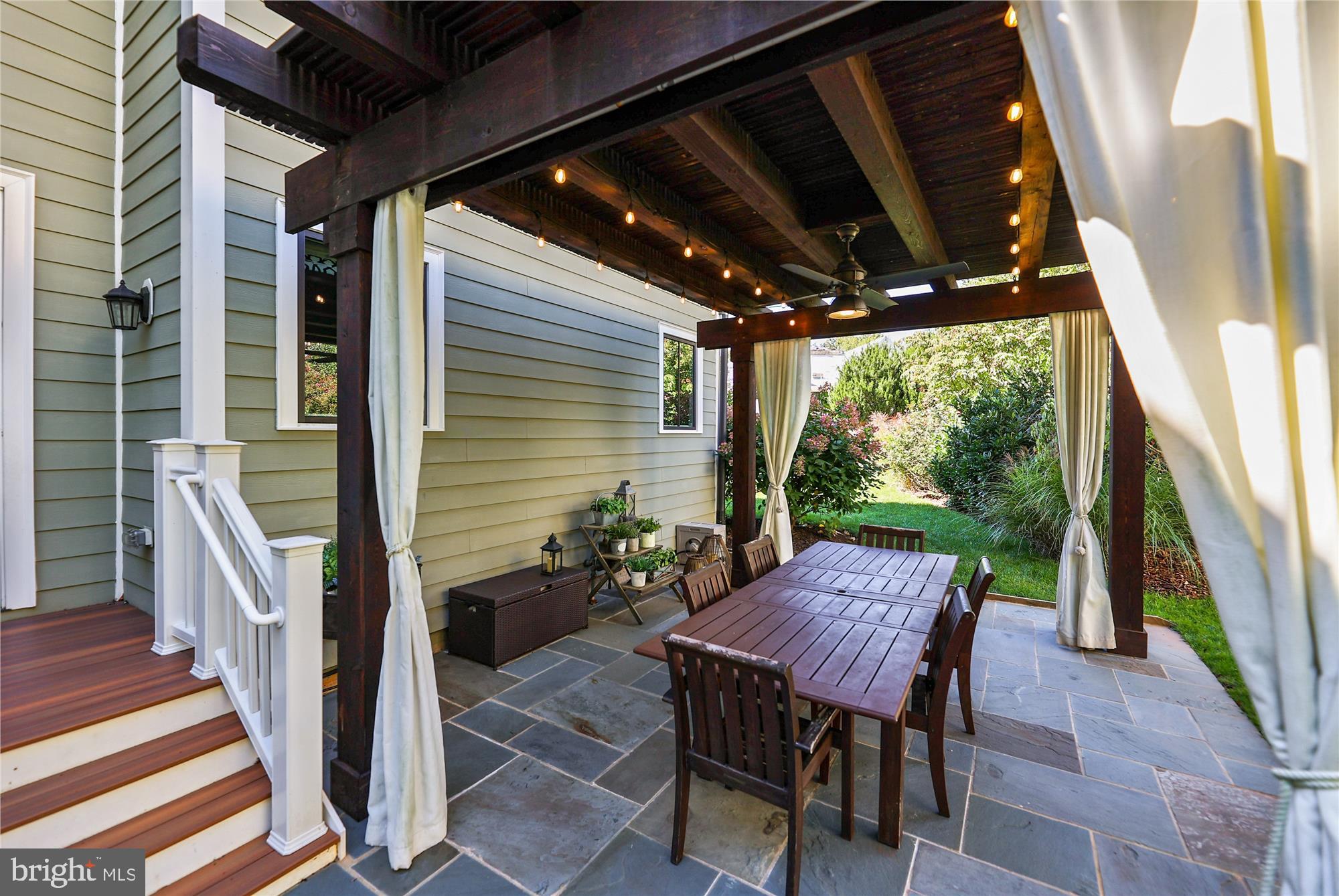 CHESTERBROOK MANOR - Residential